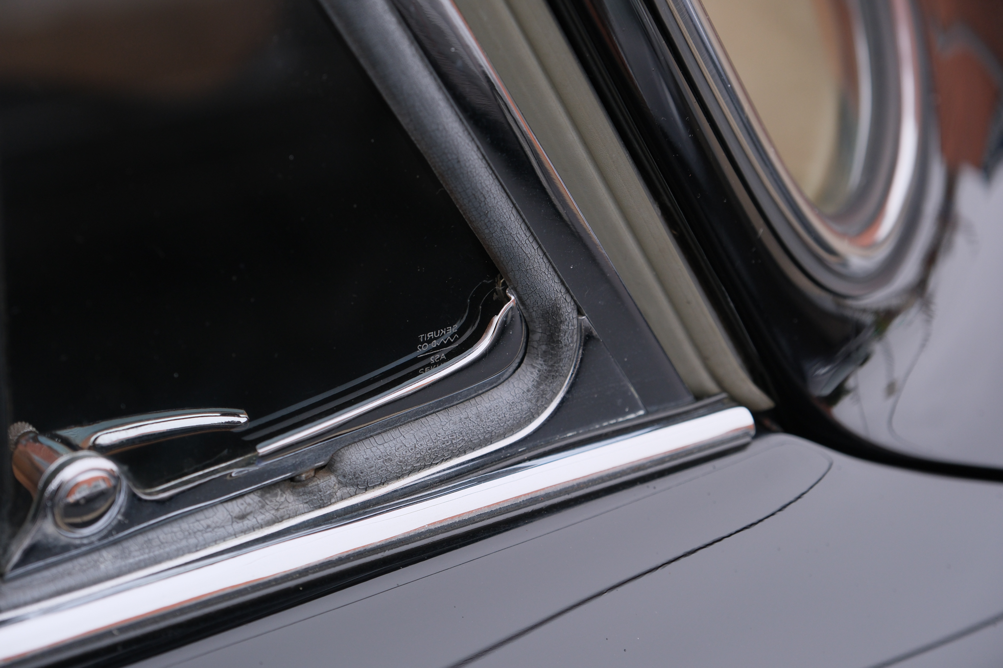 1963 Porsche 356 Cabriolet - Exterior