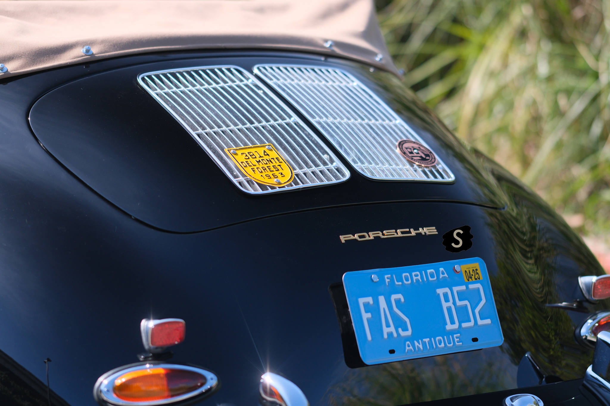 1963 Porsche 356 Cabriolet - Exterior