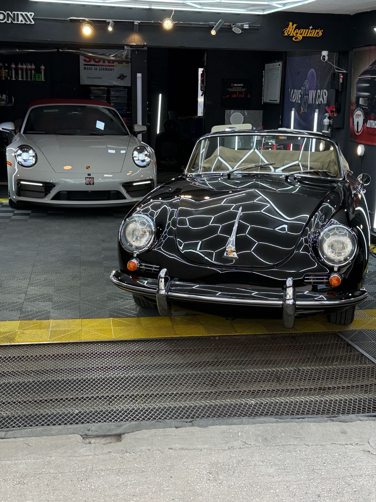1963 Porsche 356 Cabriolet - Exterior