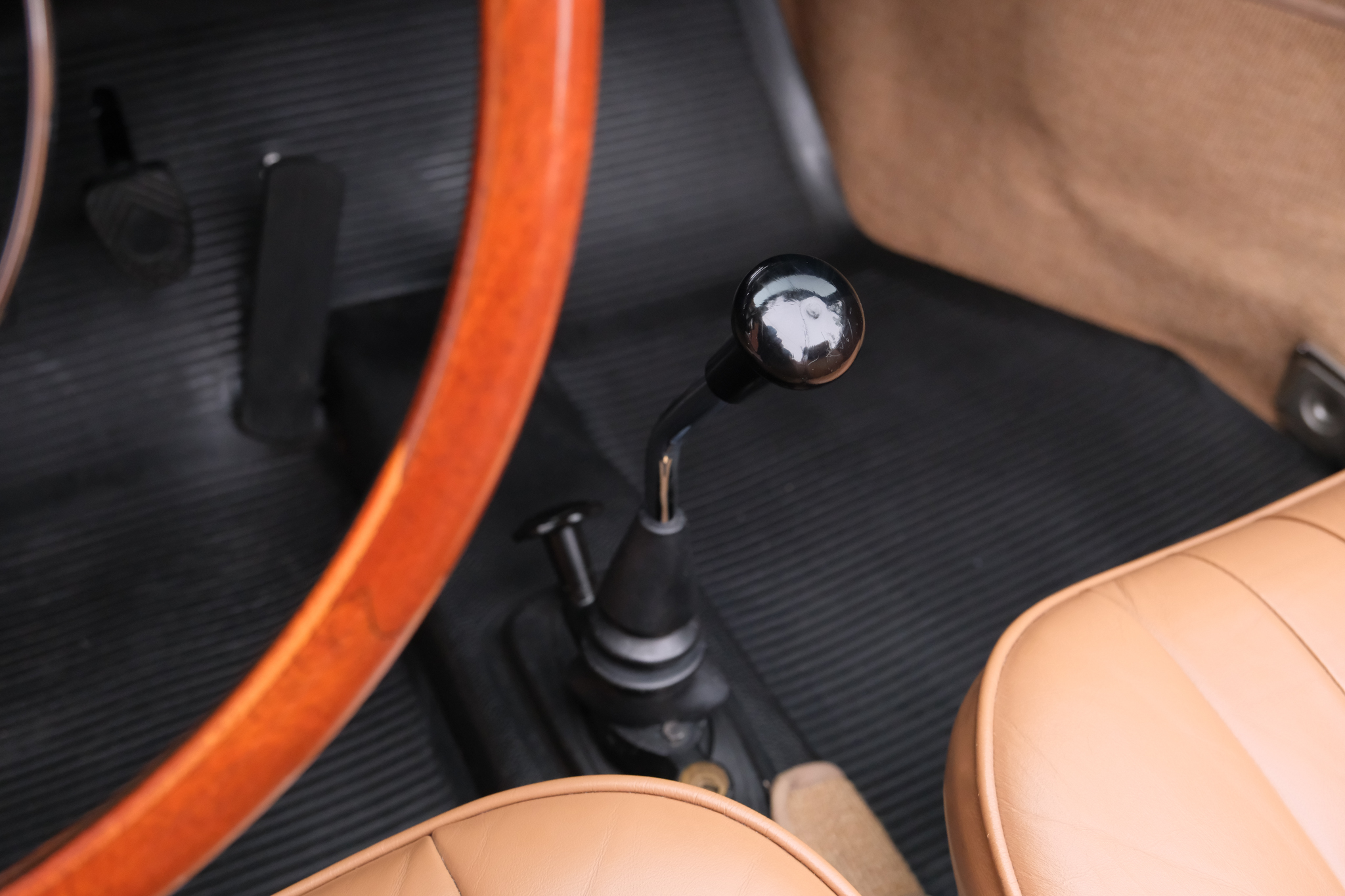 1963 Porsche 356 Cabriolet - Interior