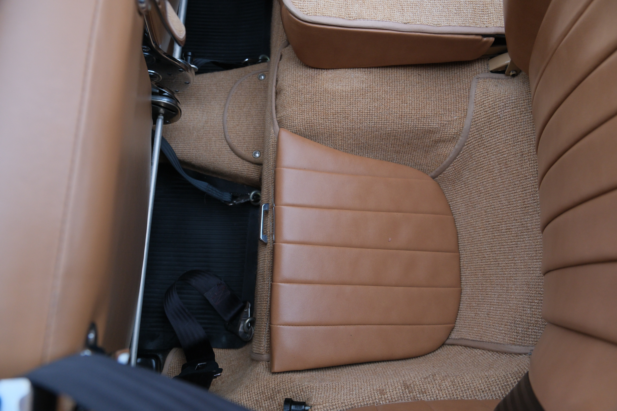 1963 Porsche 356 Cabriolet - Interior