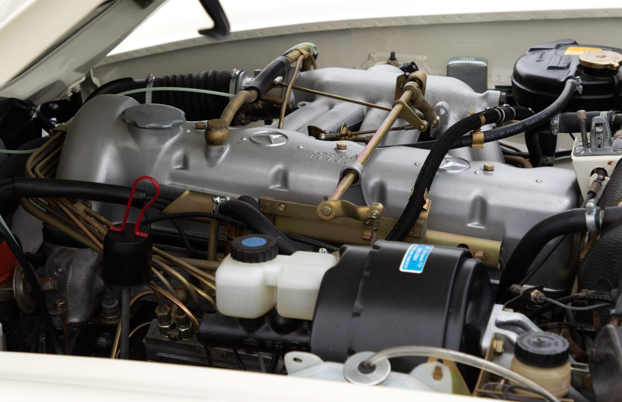 1965 Mercedes-Benz 230SL - Motor