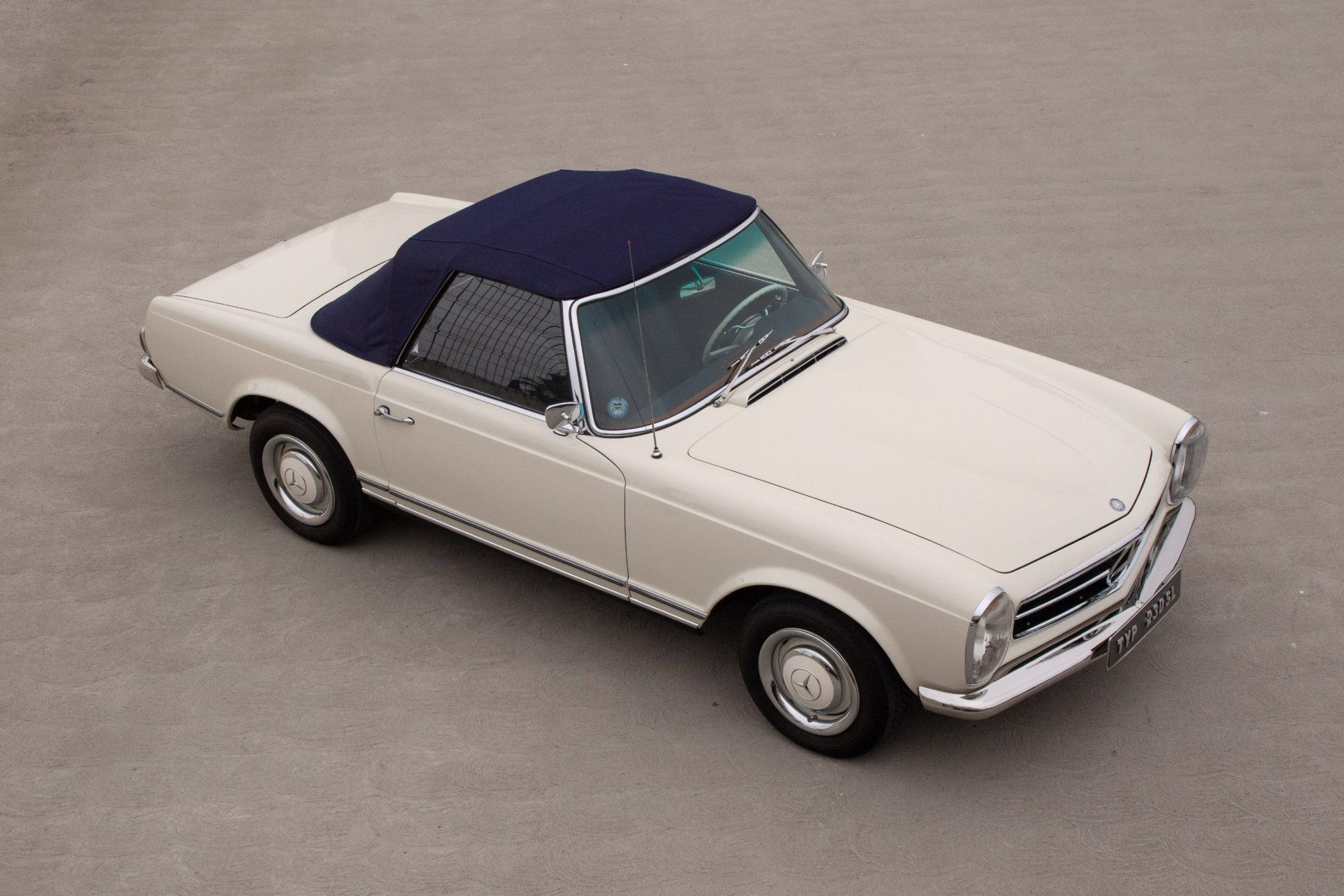 1965 Mercedes-Benz 230SL - Exterior