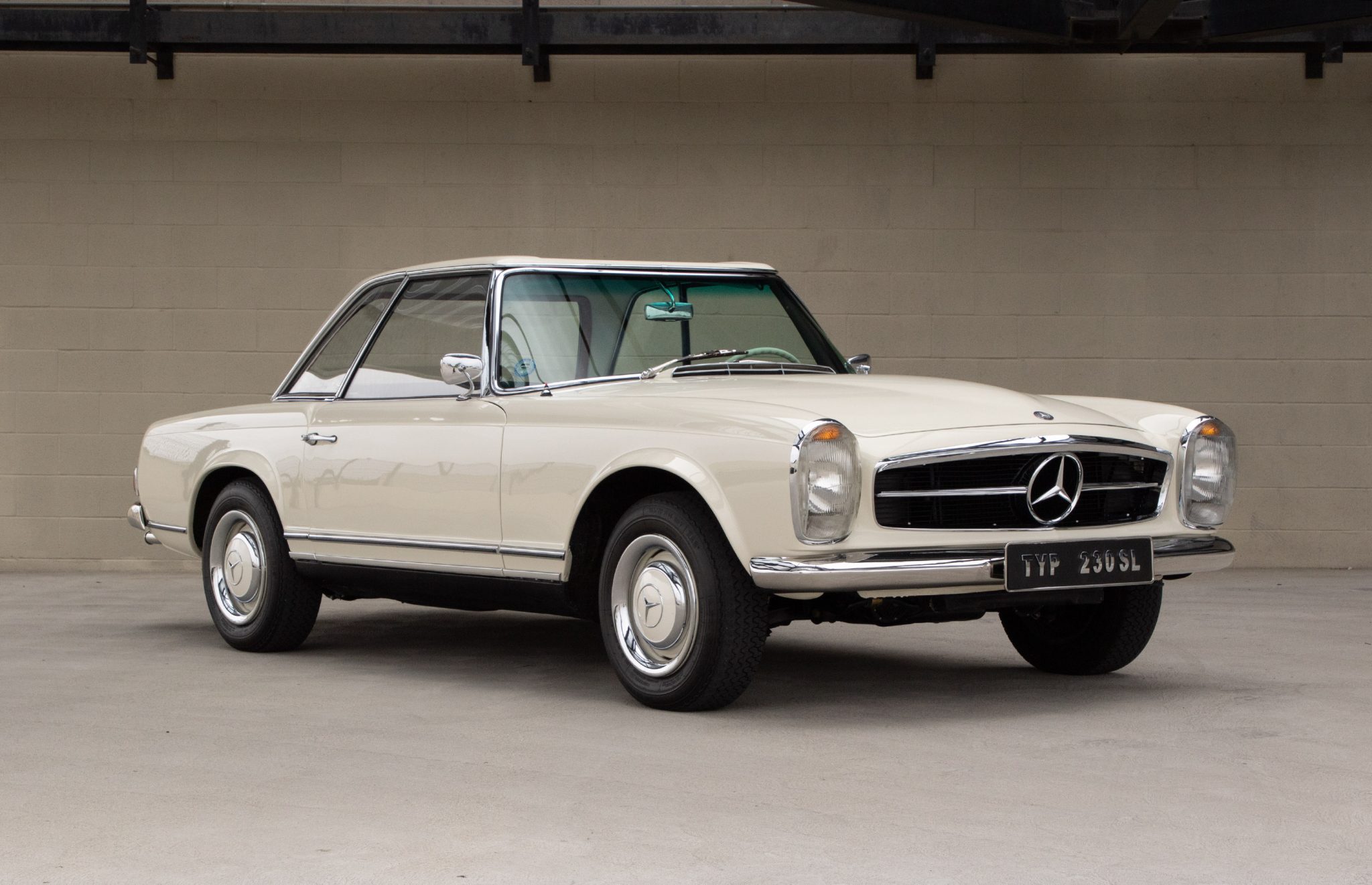 1965 Mercedes-Benz 230SL - Exterior