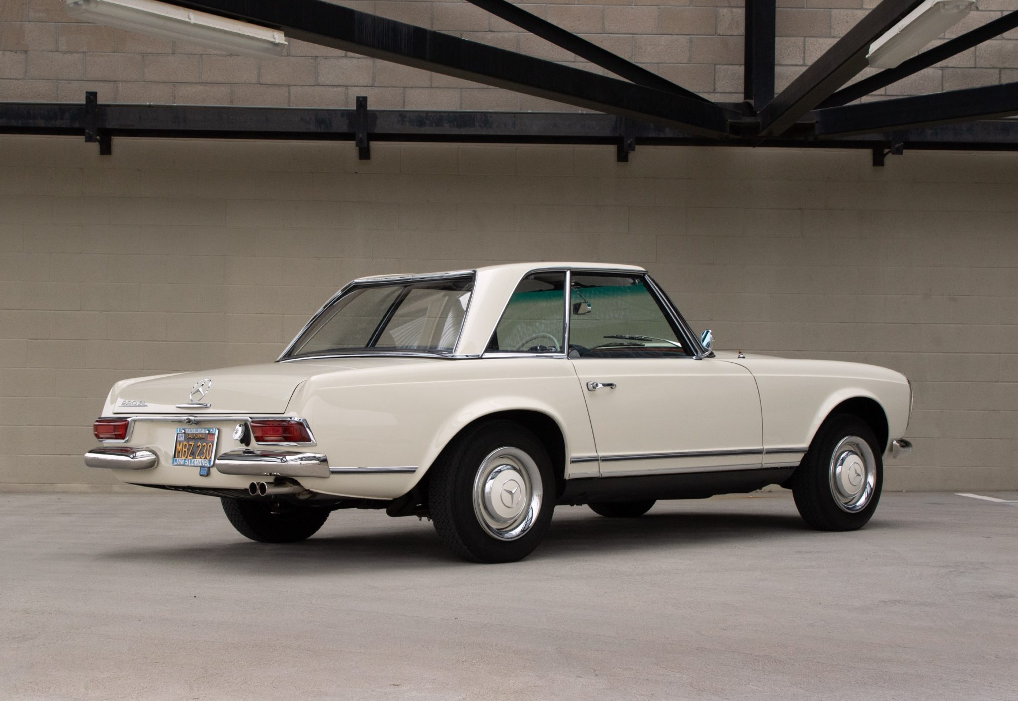 1965 Mercedes-Benz 230SL - Exterior