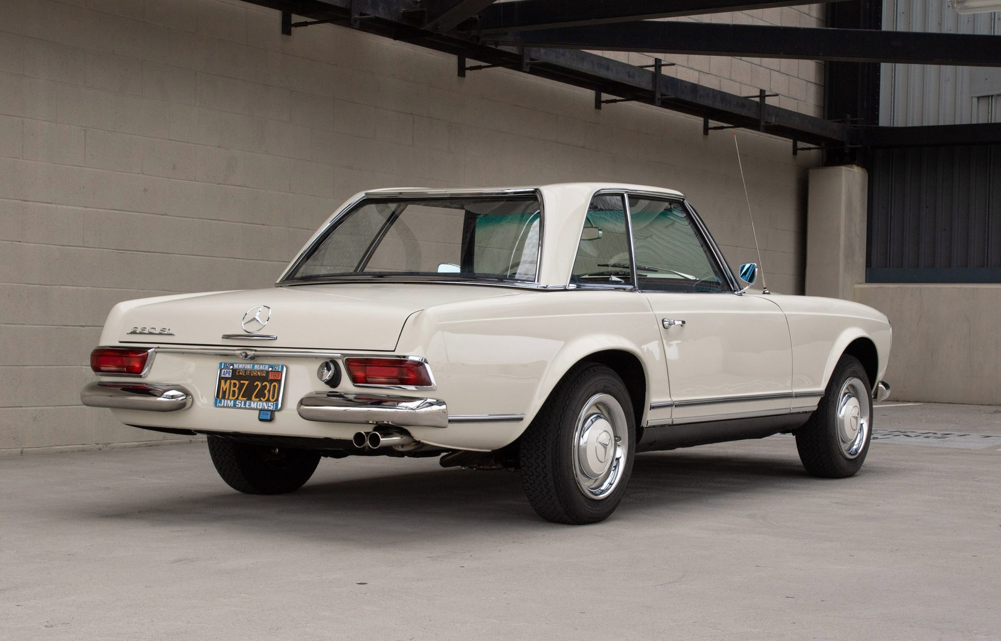 1965 Mercedes-Benz 230SL - Exterior