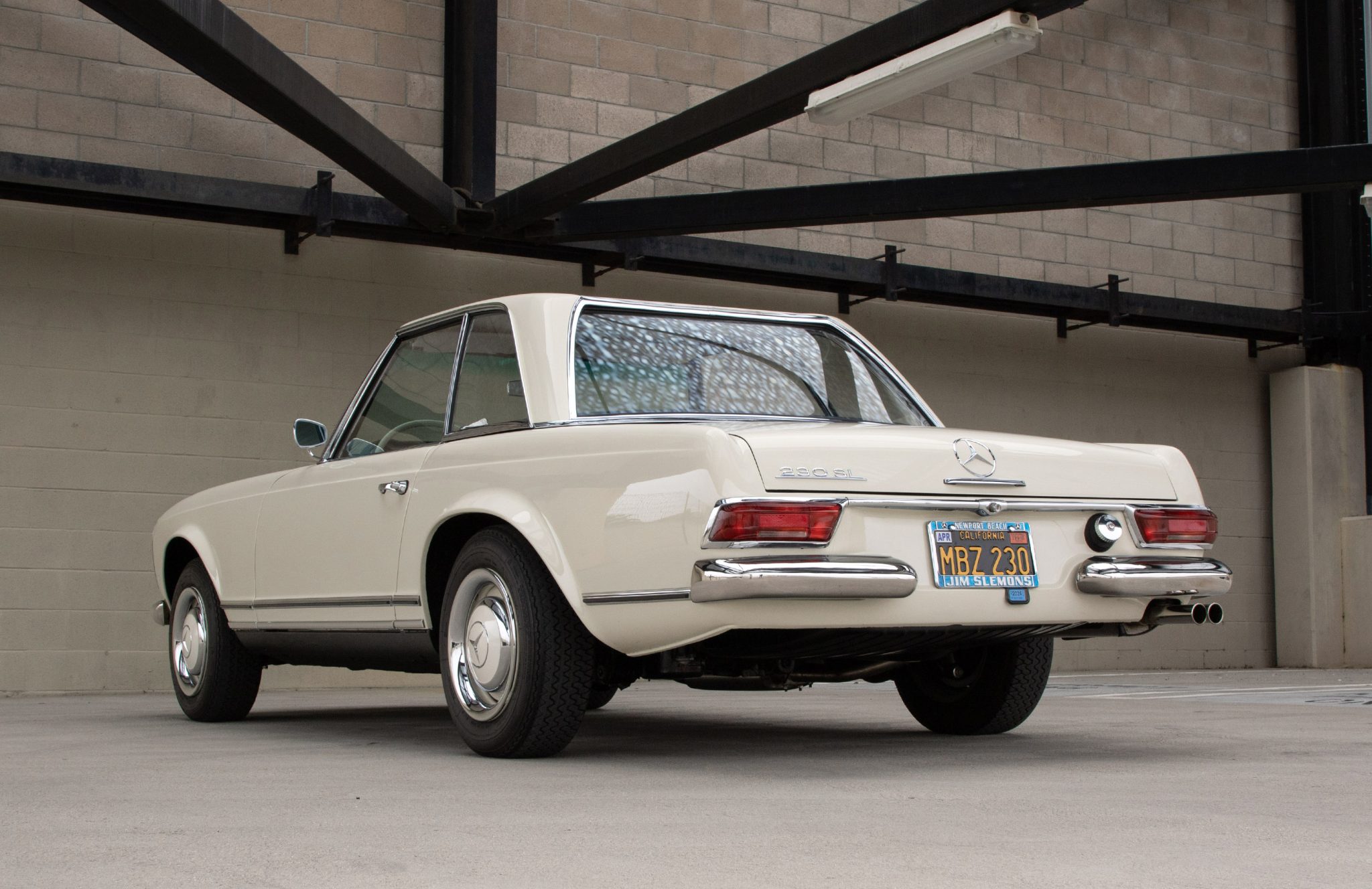 1965 Mercedes-Benz 230SL - Exterior