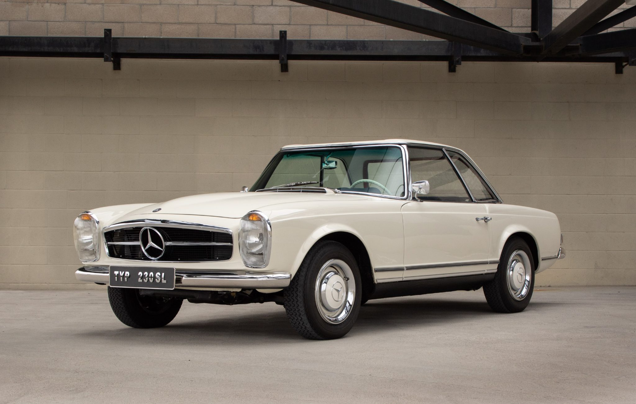 1965 Mercedes-Benz 230SL - Exterior