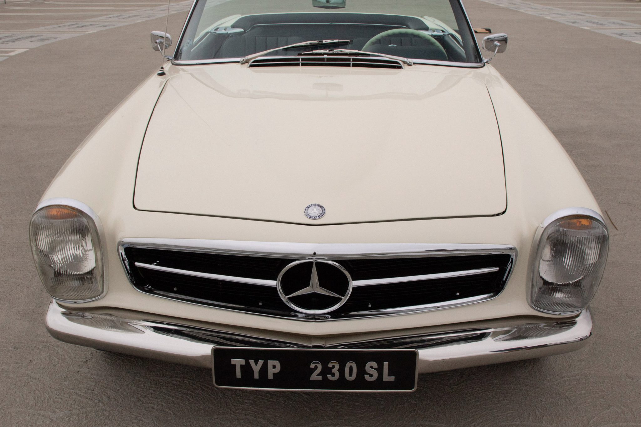 1965 Mercedes-Benz 230SL - Exterior