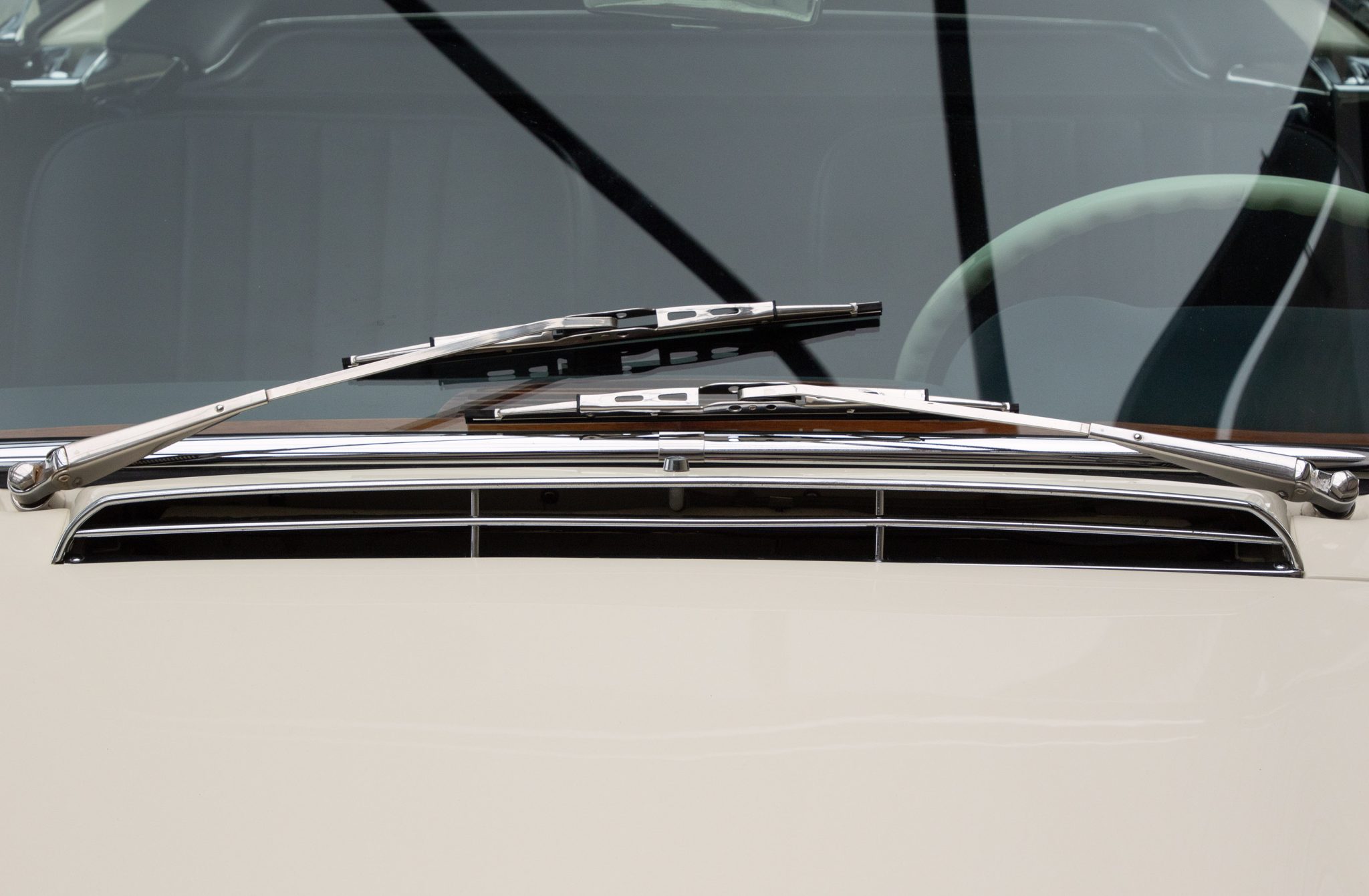 1965 Mercedes-Benz 230SL - Exterior