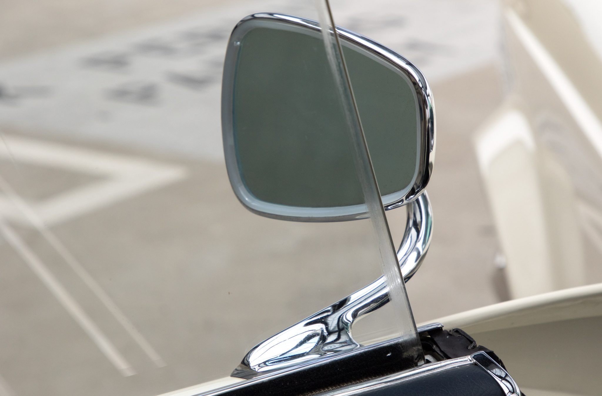 1965 Mercedes-Benz 230SL - Exterior