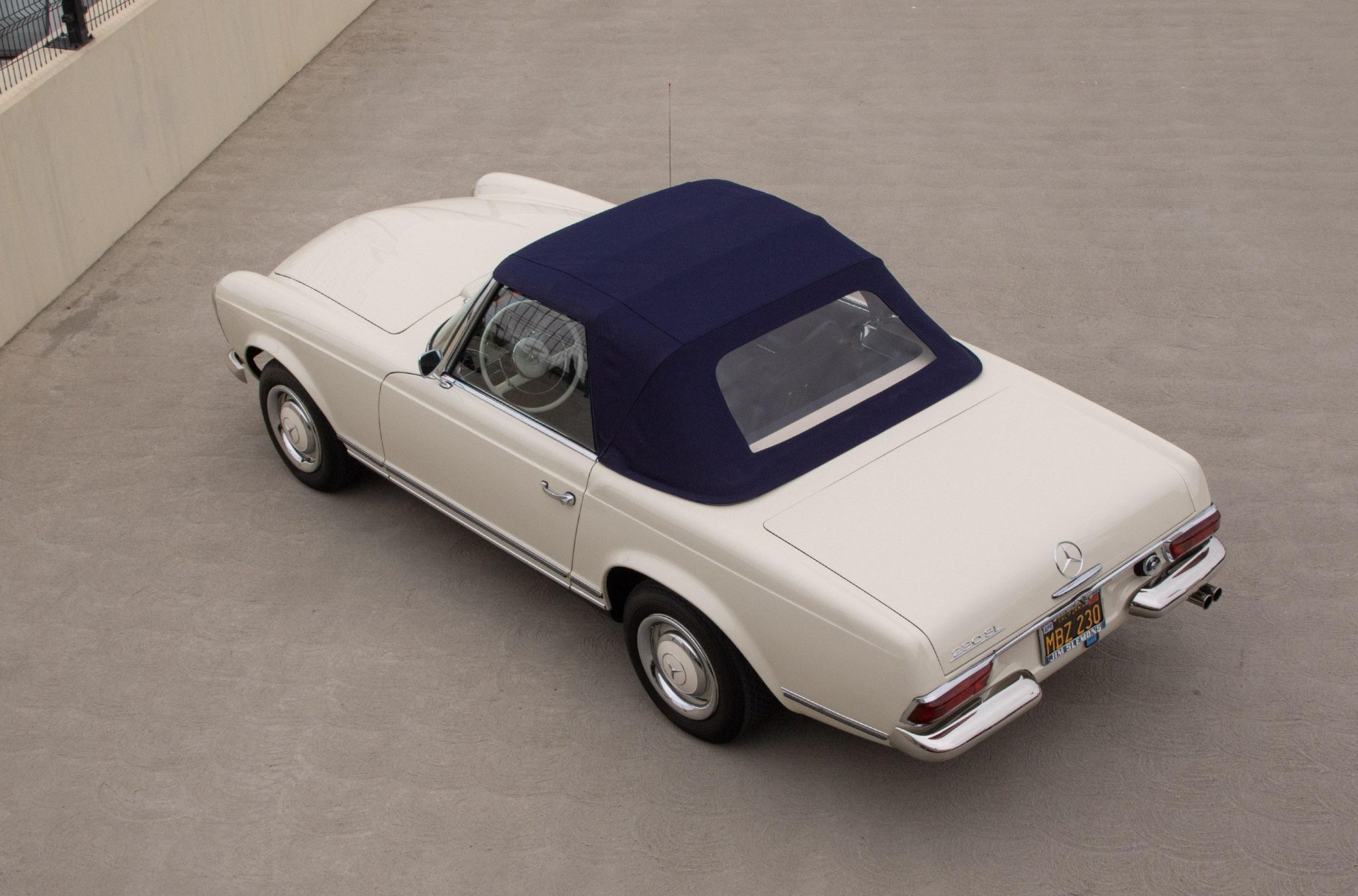 1965 Mercedes-Benz 230SL - Exterior