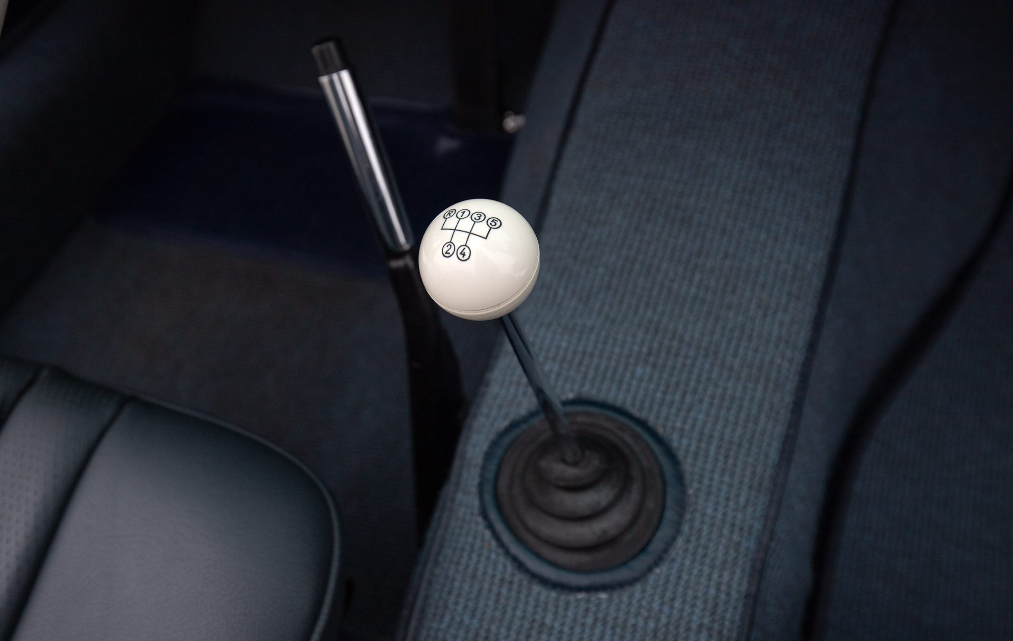 1965 Mercedes-Benz 230SL - Interior
