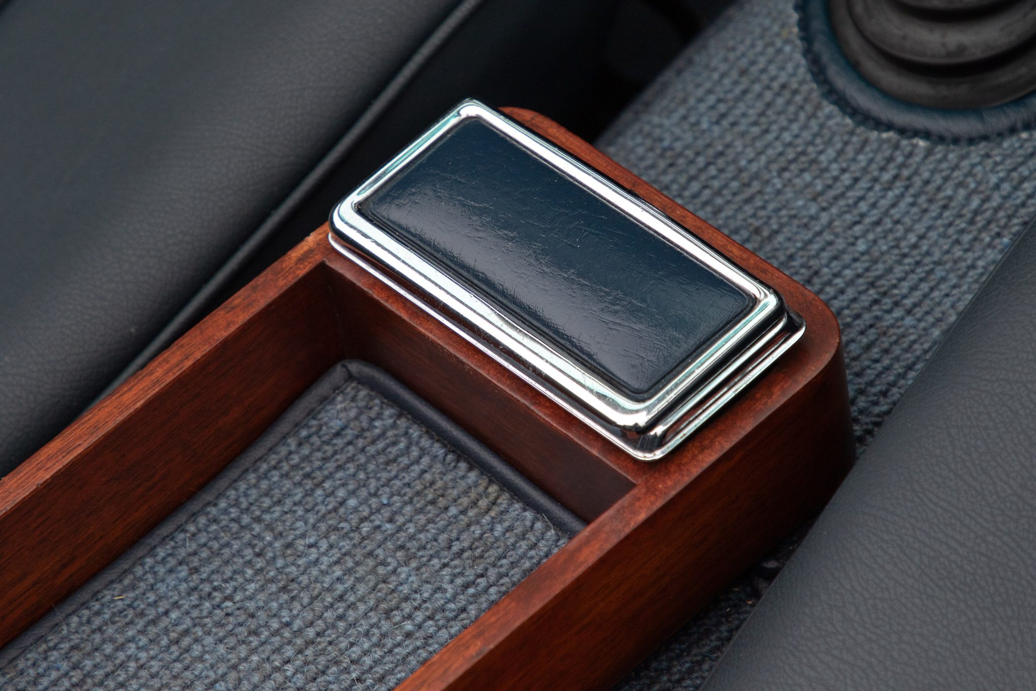 1965 Mercedes-Benz 230SL - Interior