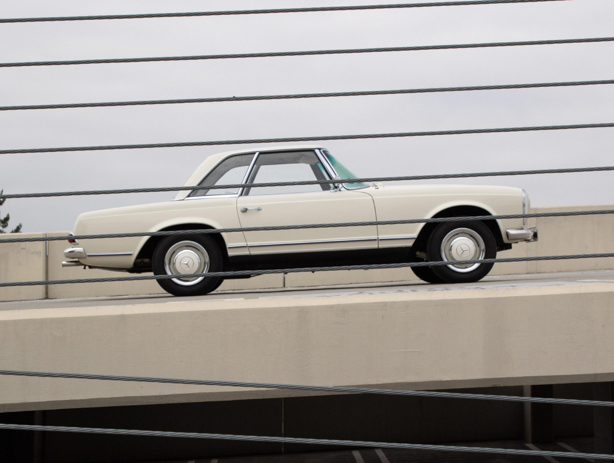 1965 Mercedes-Benz 230SL - Interior