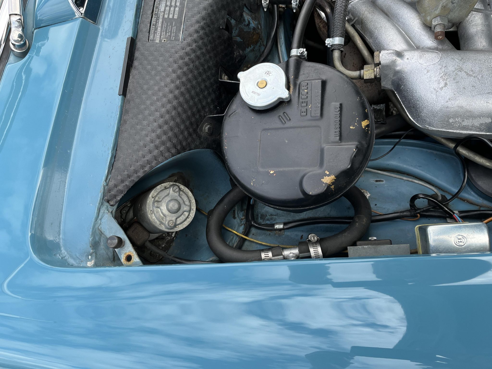 1966 Mercedes-Benz 230SL - Motor