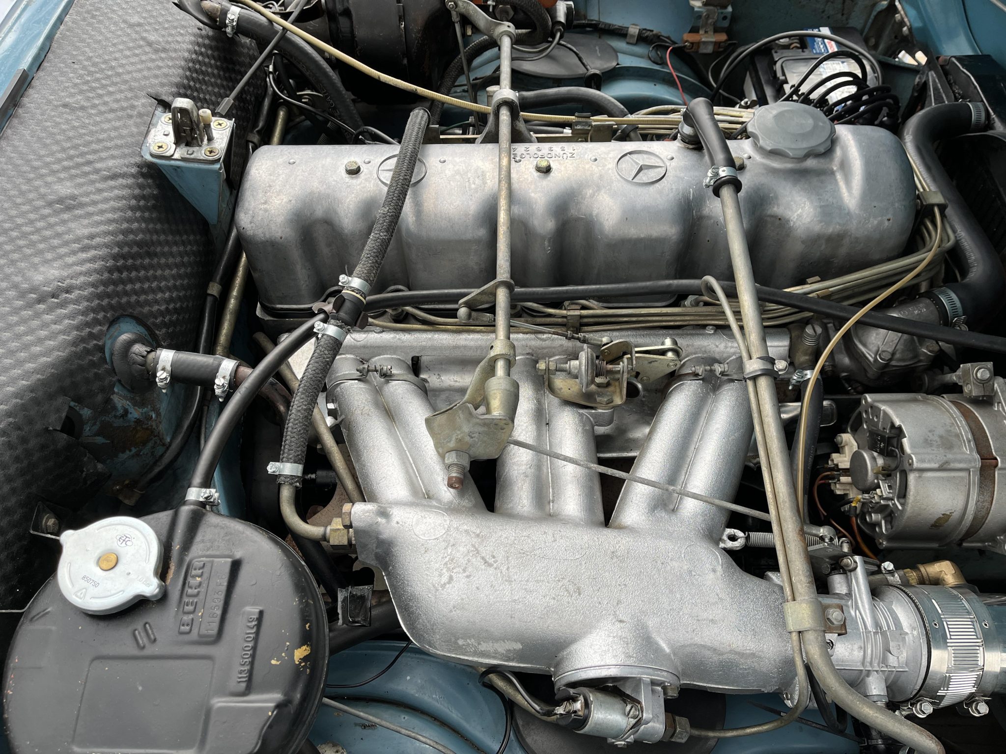 1966 Mercedes-Benz 230SL - Motor