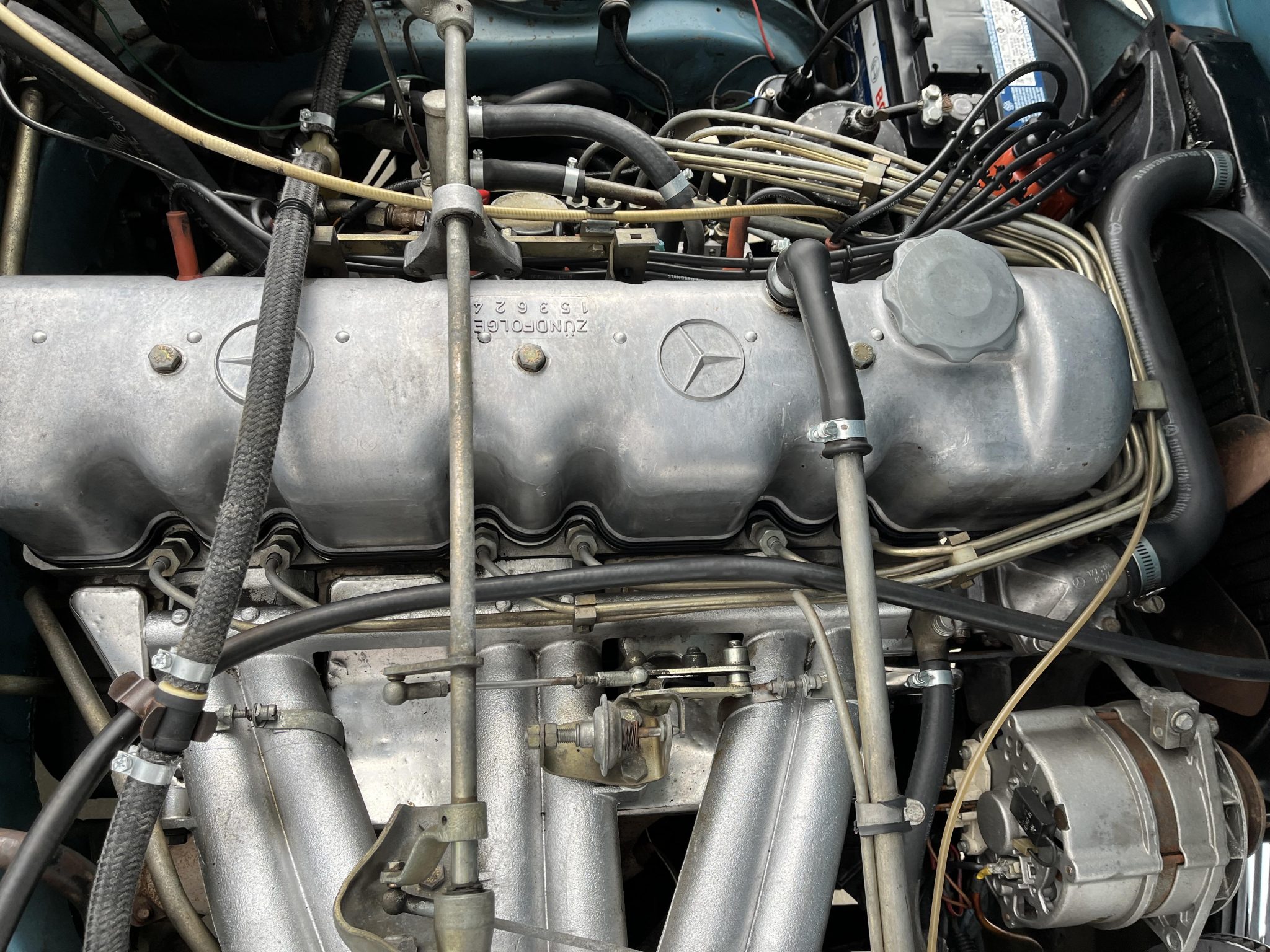1966 Mercedes-Benz 230SL - Motor