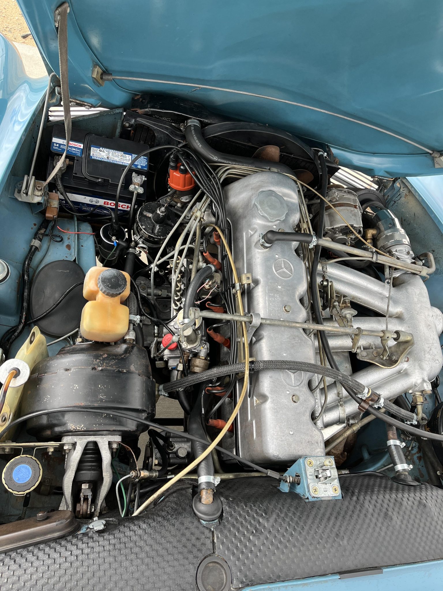 1966 Mercedes-Benz 230SL - Motor