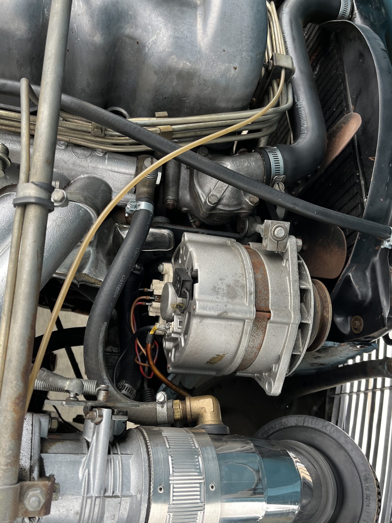 1966 Mercedes-Benz 230SL - Motor