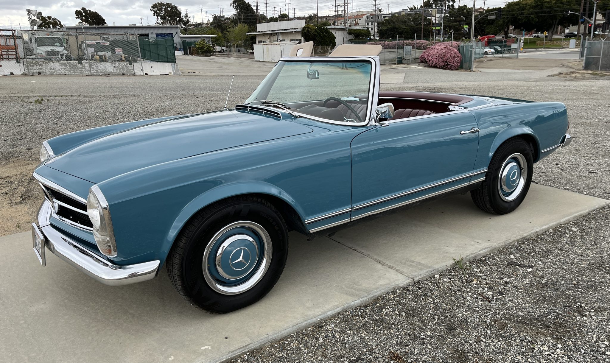 1966 Mercedes-Benz 230SL - Exterior