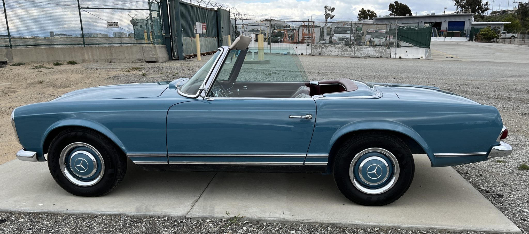 1966 Mercedes-Benz 230SL - Exterior
