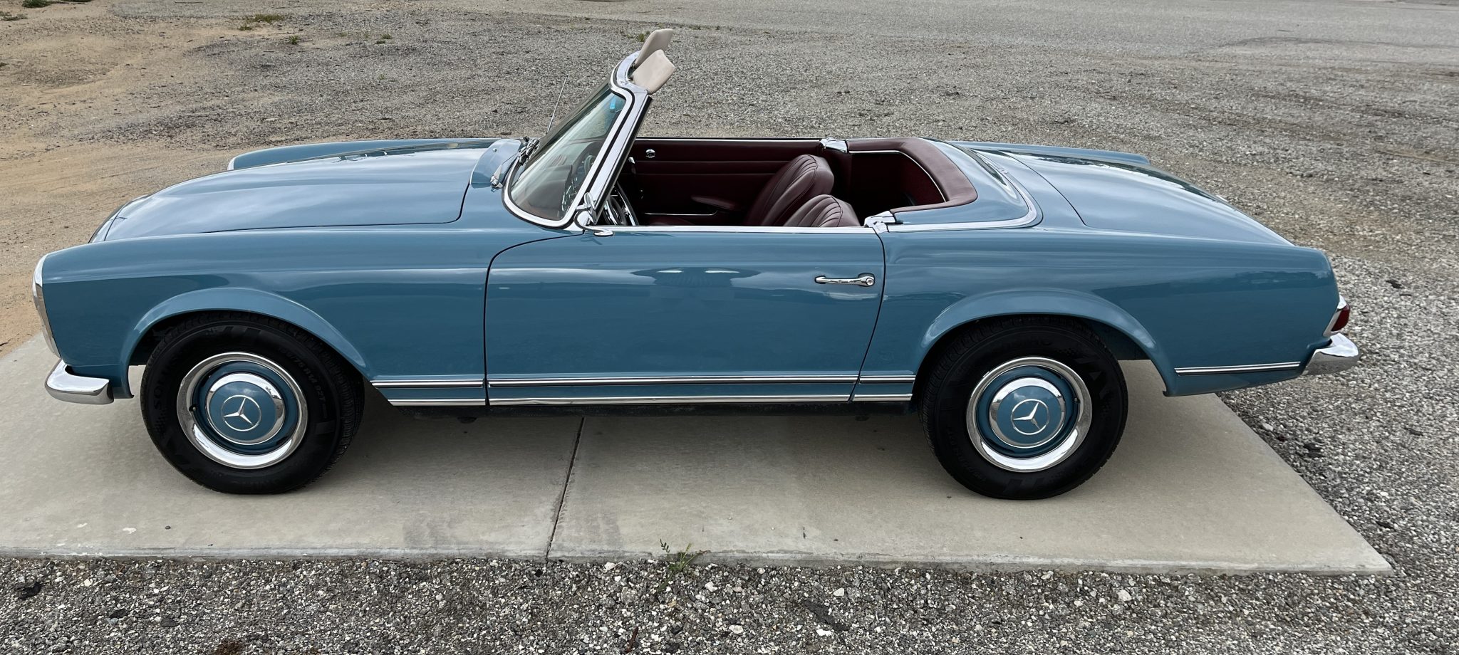 1966 Mercedes-Benz 230SL - Exterior