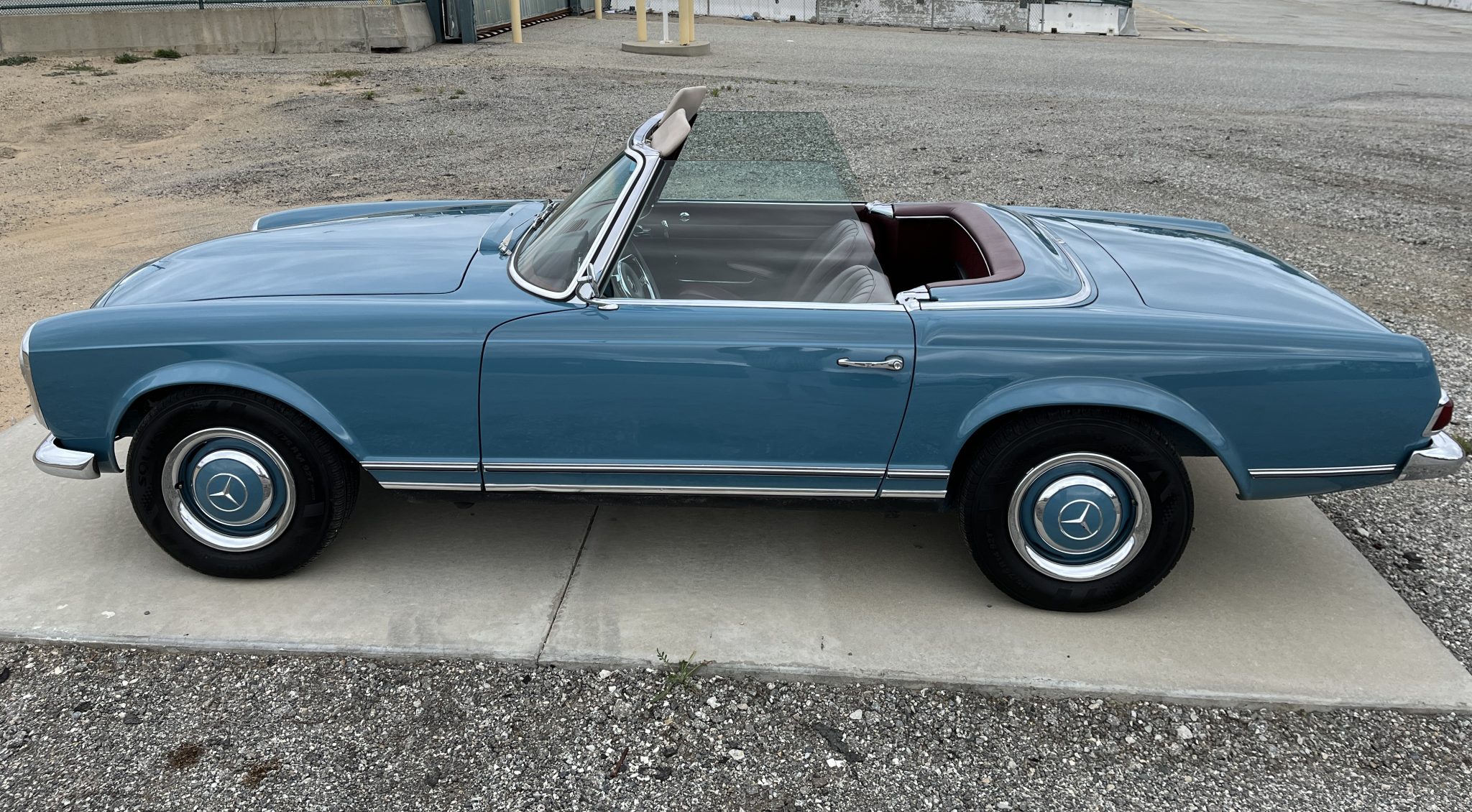 1966 Mercedes-Benz 230SL - Exterior