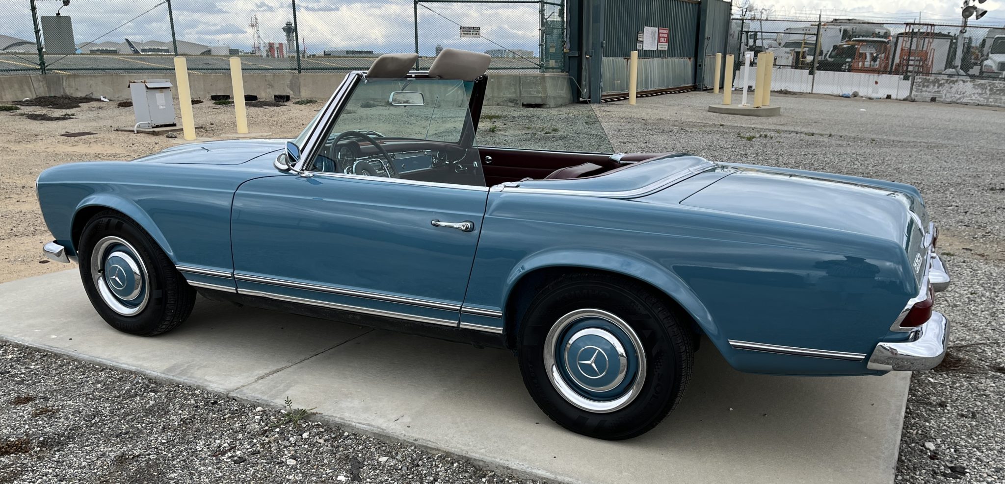 1966 Mercedes-Benz 230SL - Exterior