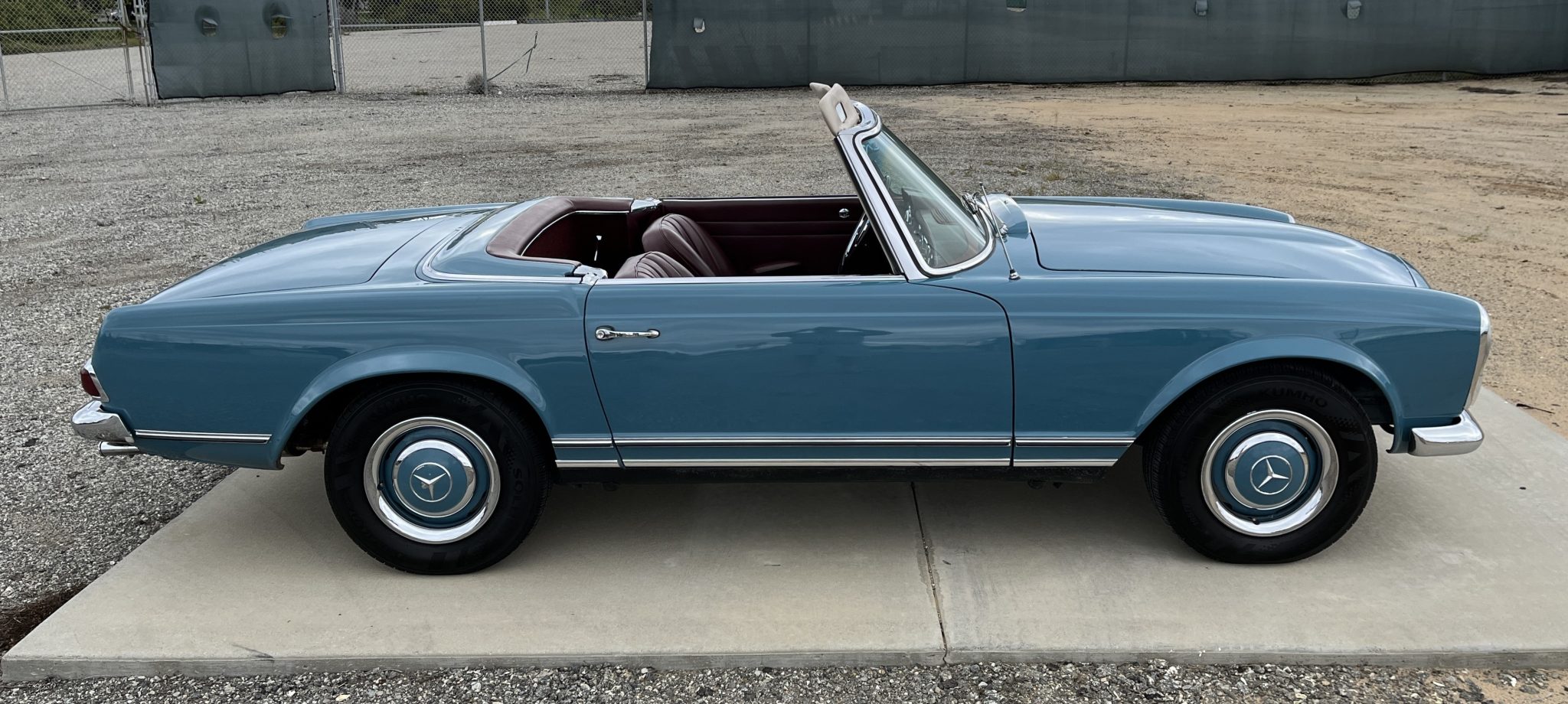 1966 Mercedes-Benz 230SL - Exterior