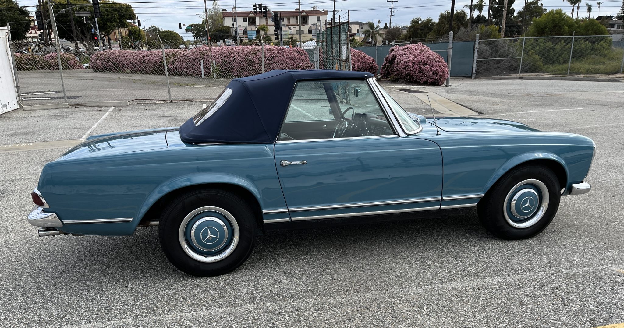 1966 Mercedes-Benz 230SL - Exterior