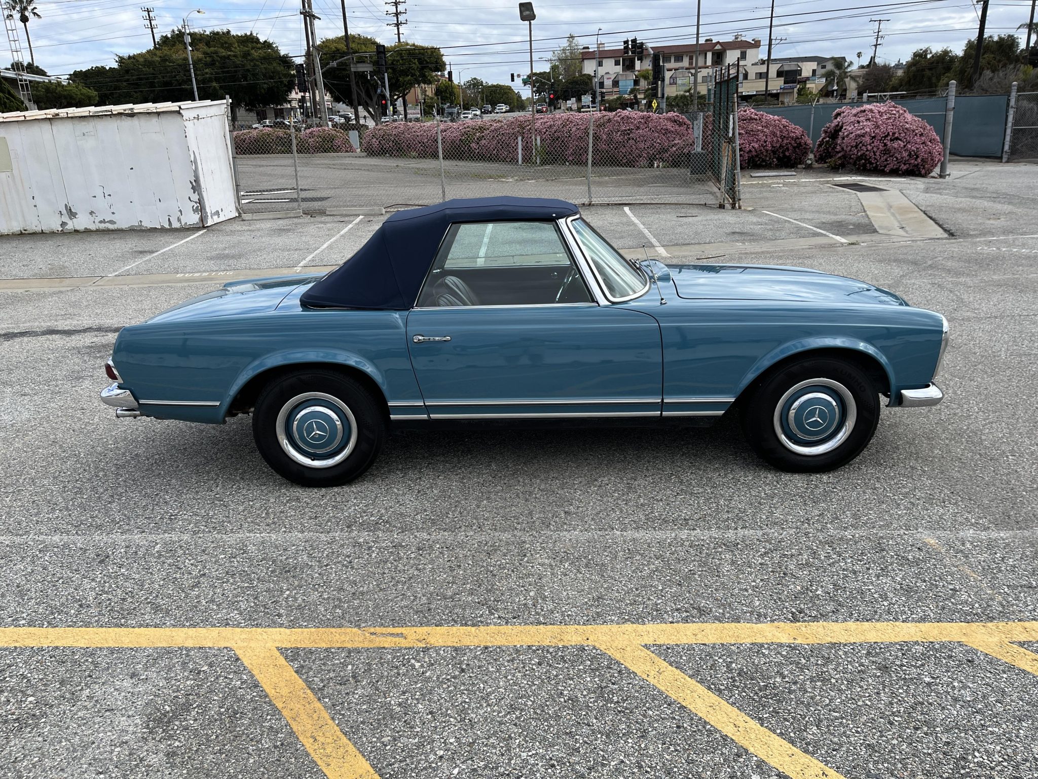 1966 Mercedes-Benz 230SL - Exterior
