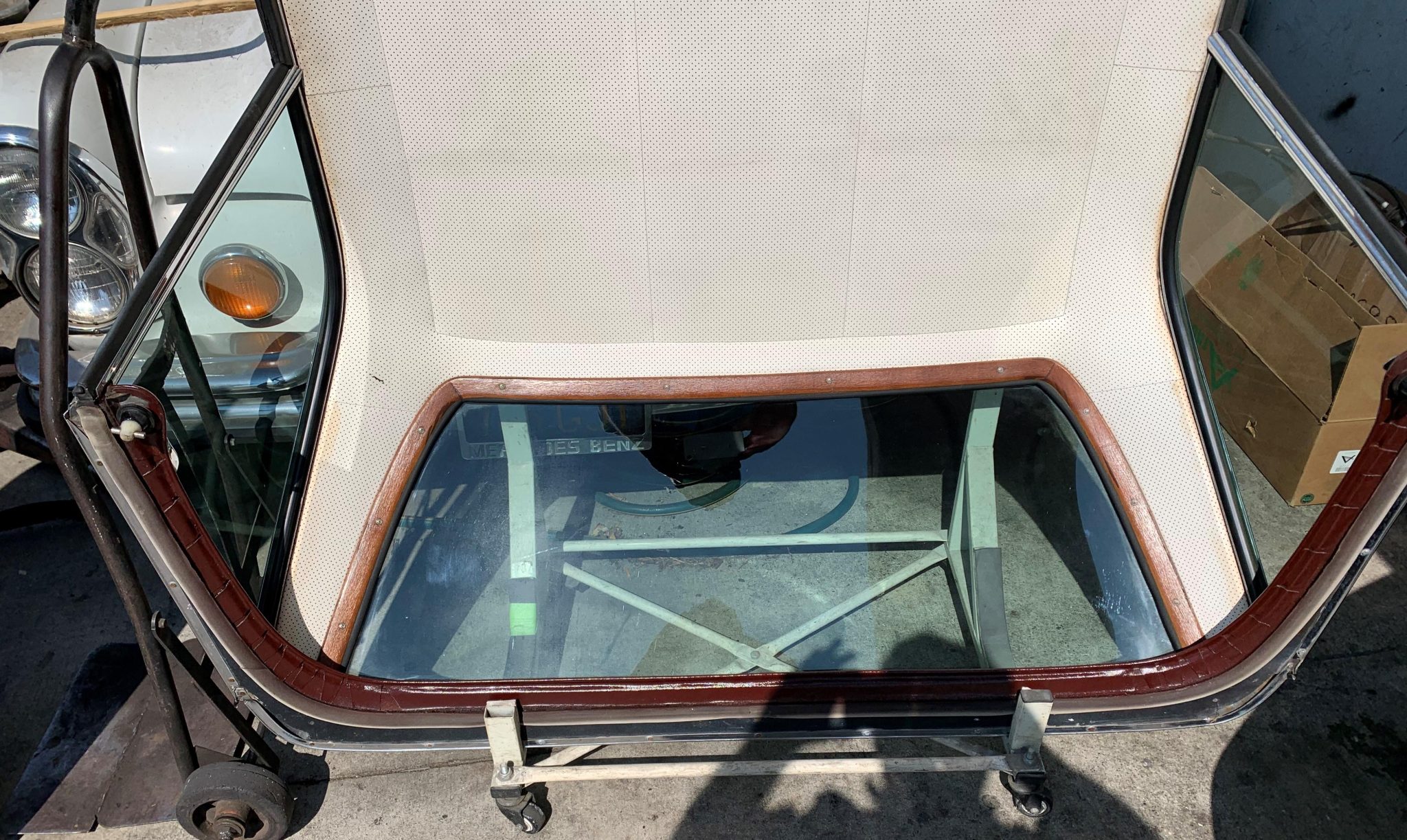 1966 Mercedes-Benz 230SL - Exterior
