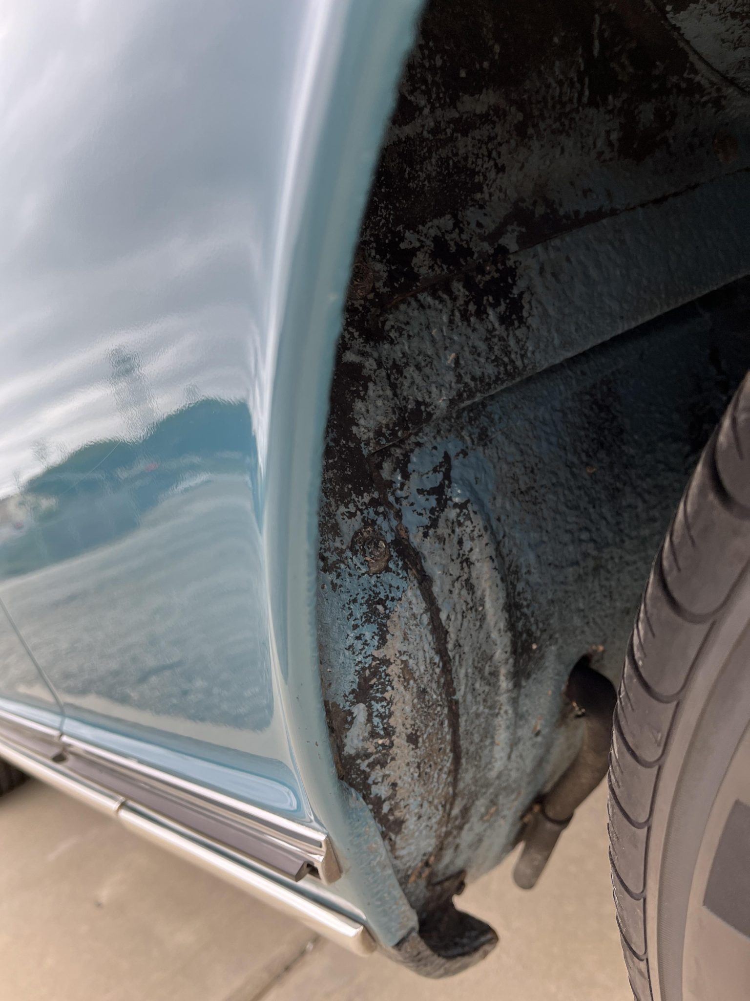 1966 Mercedes-Benz 230SL - Exterior