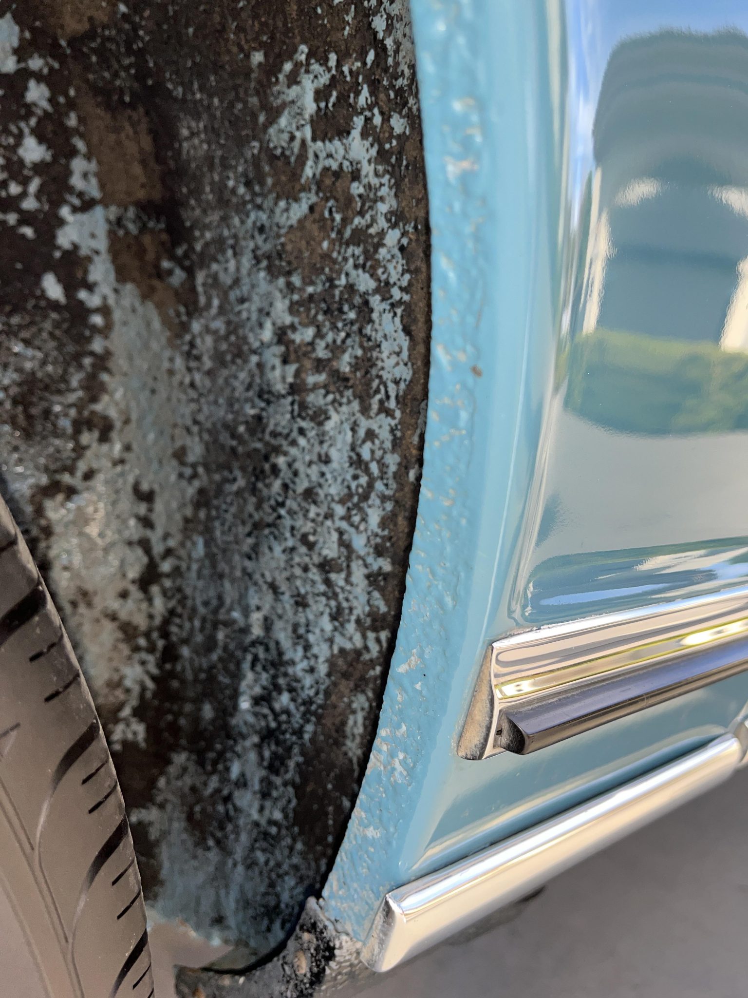 1966 Mercedes-Benz 230SL - Exterior