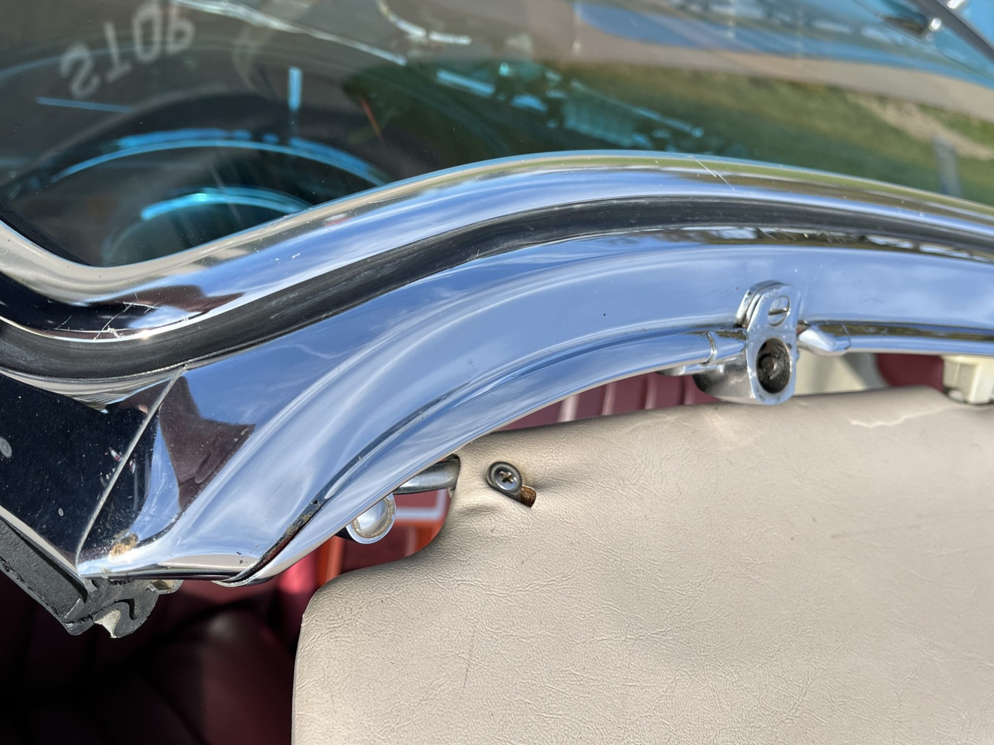 1966 Mercedes-Benz 230SL - Exterior