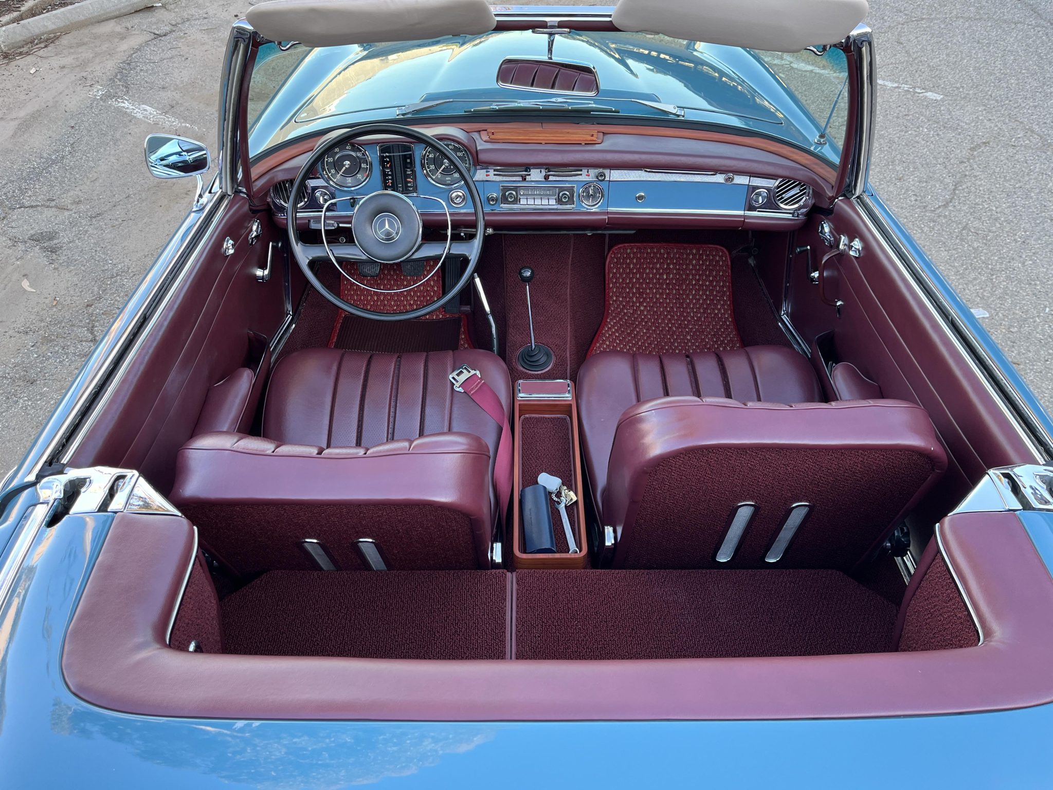 1966 Mercedes-Benz 230SL - Interior