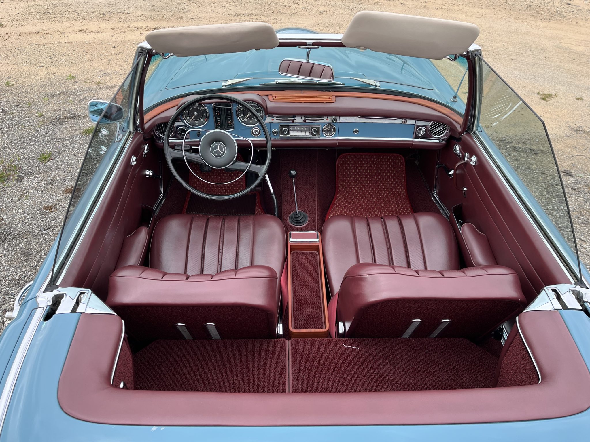 1966 Mercedes-Benz 230SL - Interior