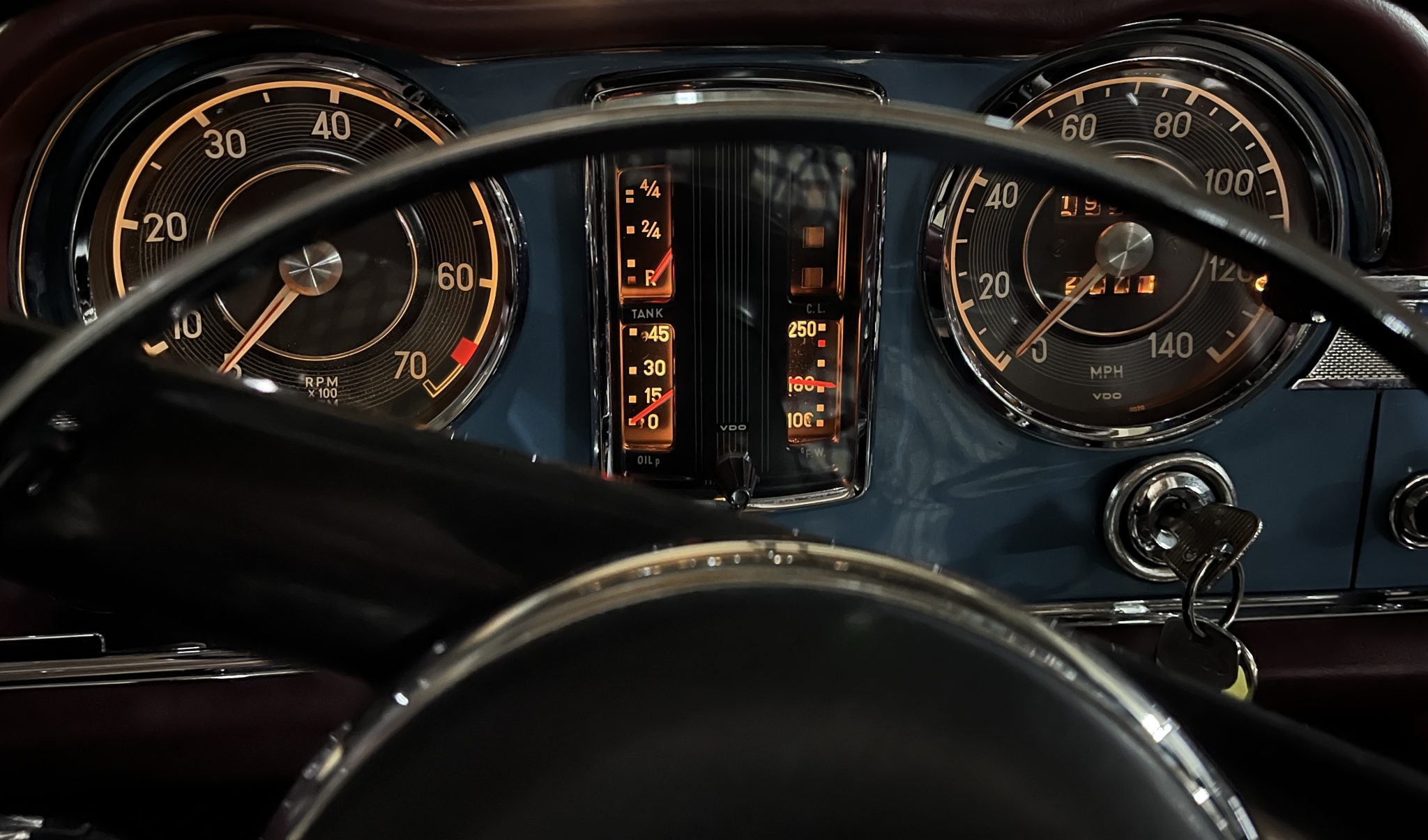 1966 Mercedes-Benz 230SL - Interior