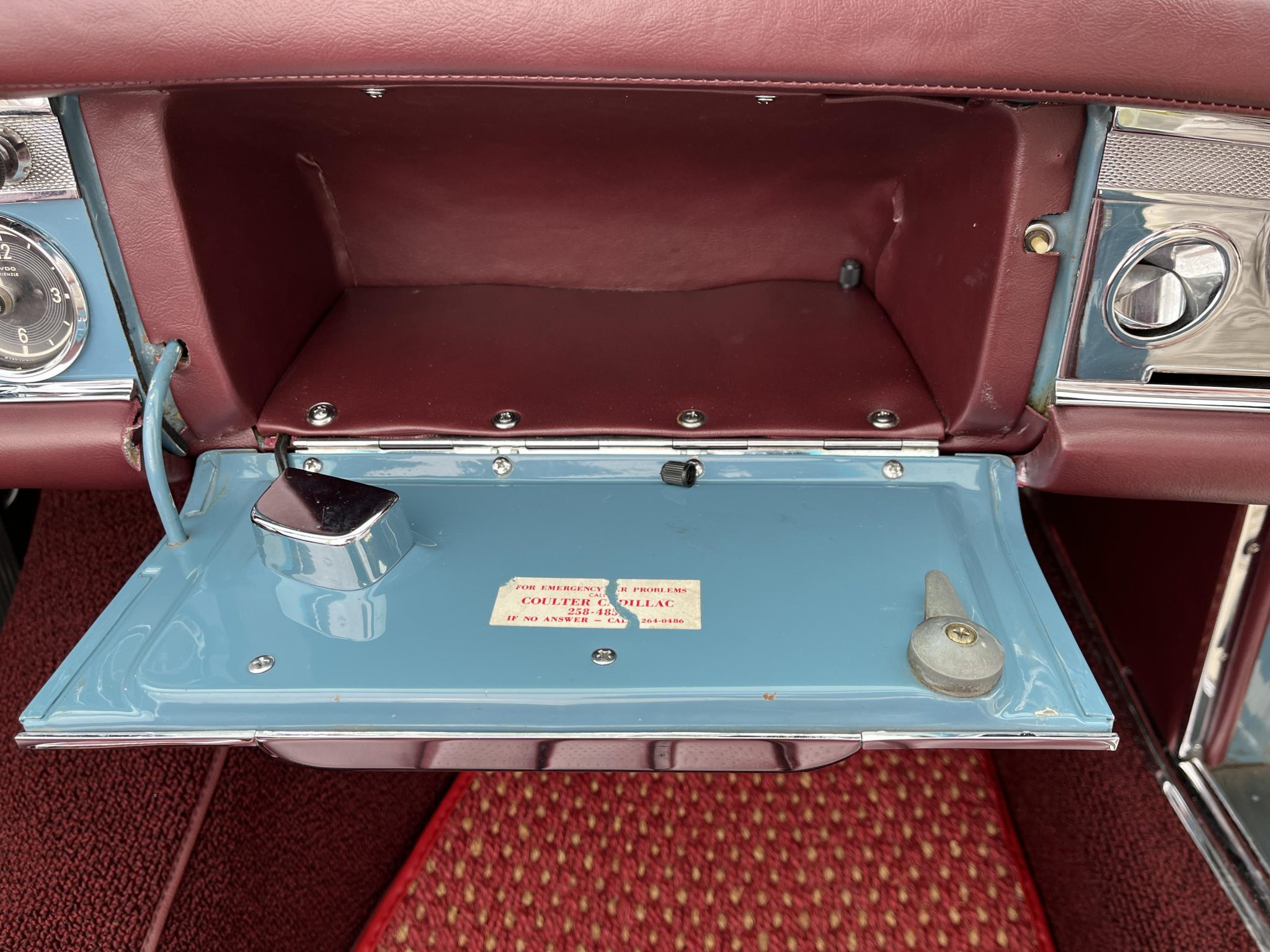 1966 Mercedes-Benz 230SL - Interior