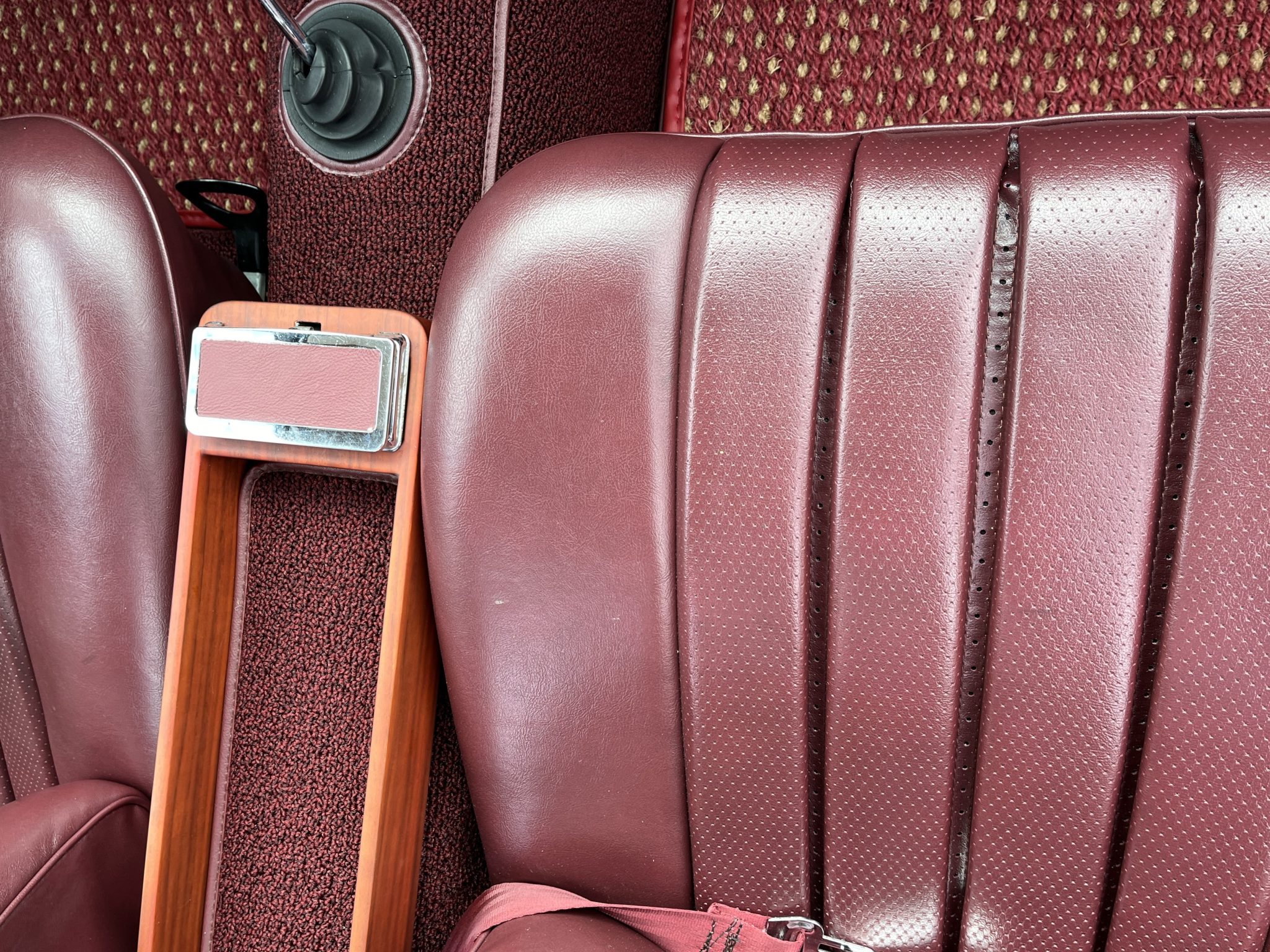 1966 Mercedes-Benz 230SL - Interior