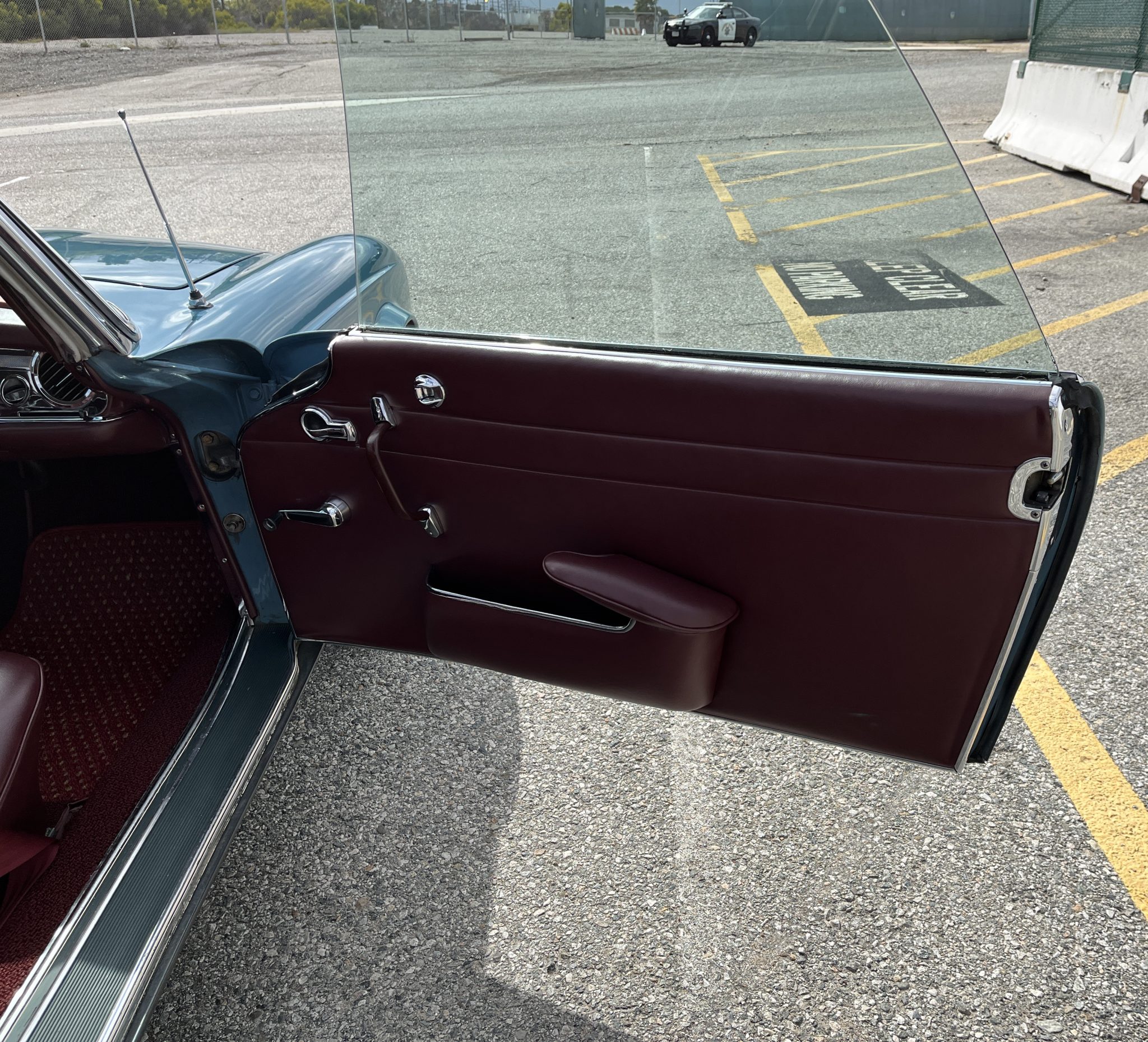 1966 Mercedes-Benz 230SL - Interior