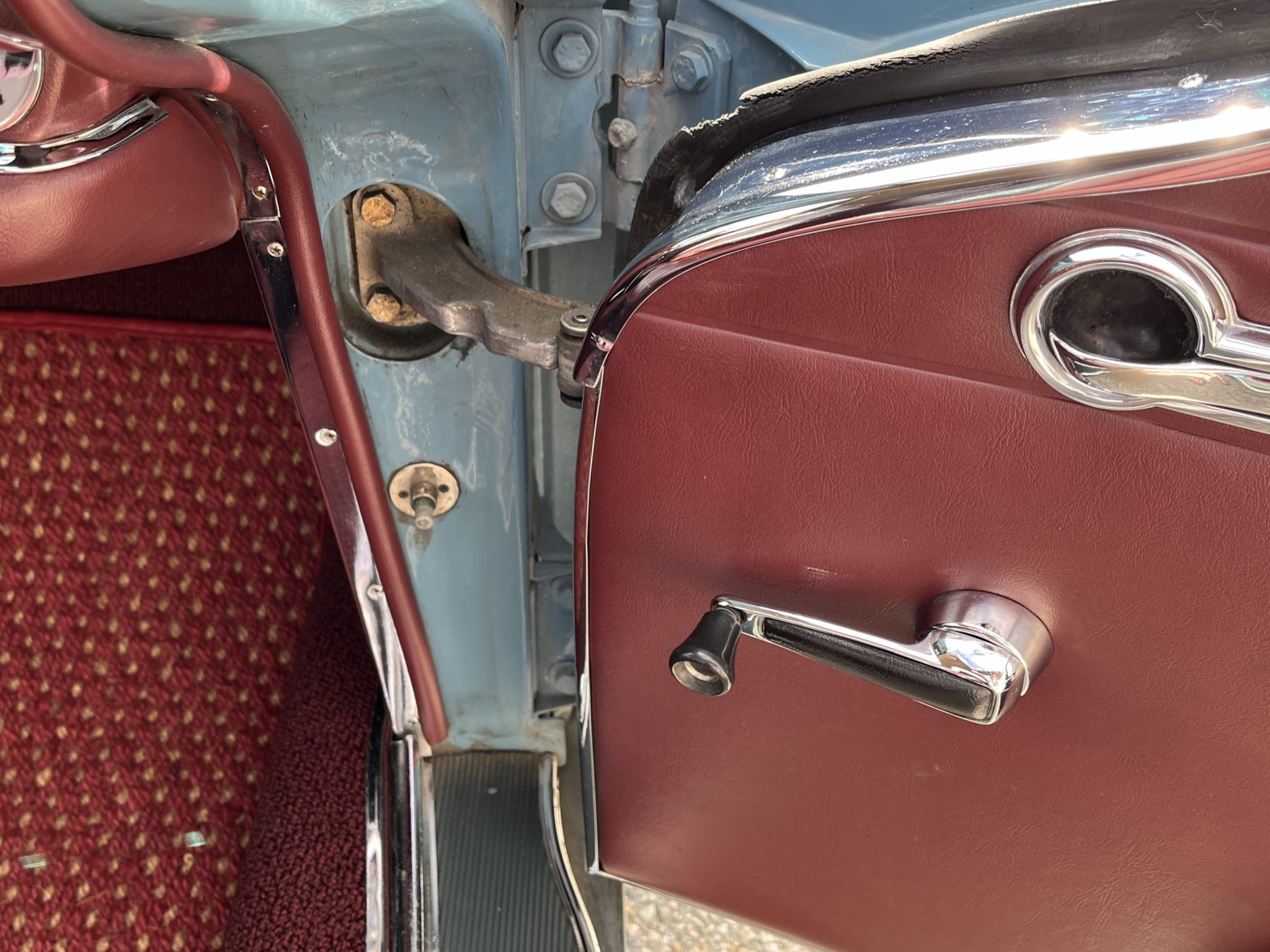 1966 Mercedes-Benz 230SL - Interior