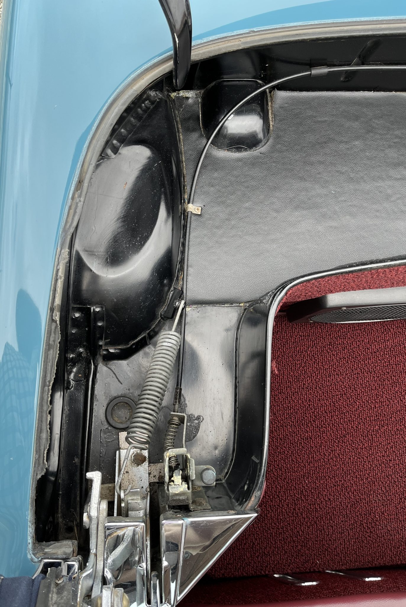 1966 Mercedes-Benz 230SL - Interior
