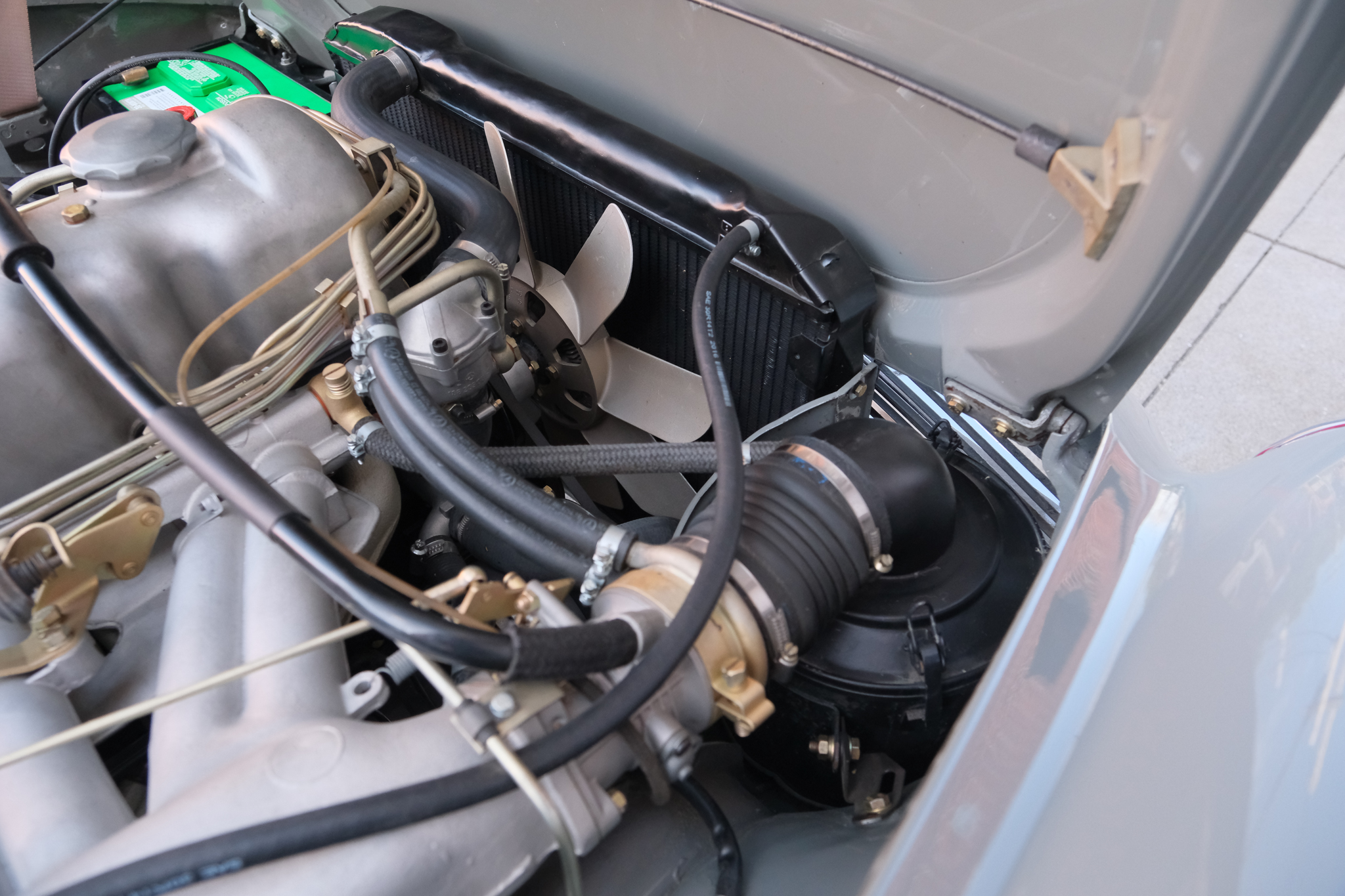 1967 Mercedes-Benz 250SL - Motor