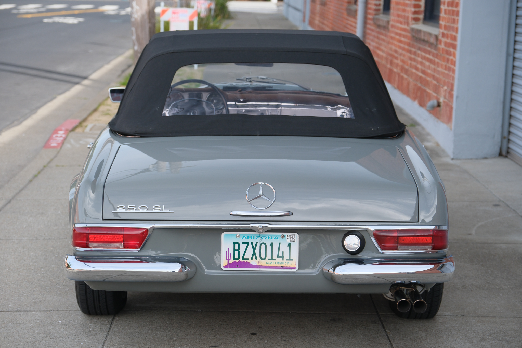1967 Mercedes-Benz 250SL - Exterior