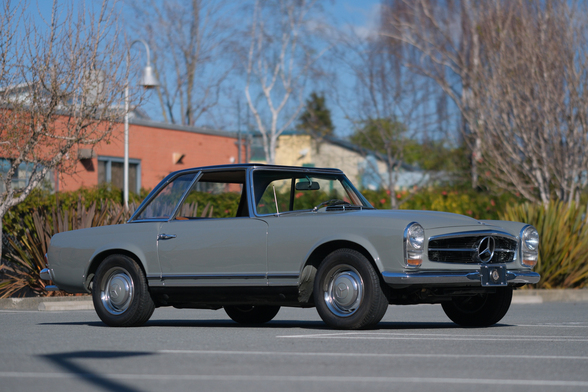 1967 Mercedes-Benz 250SL - Exterior