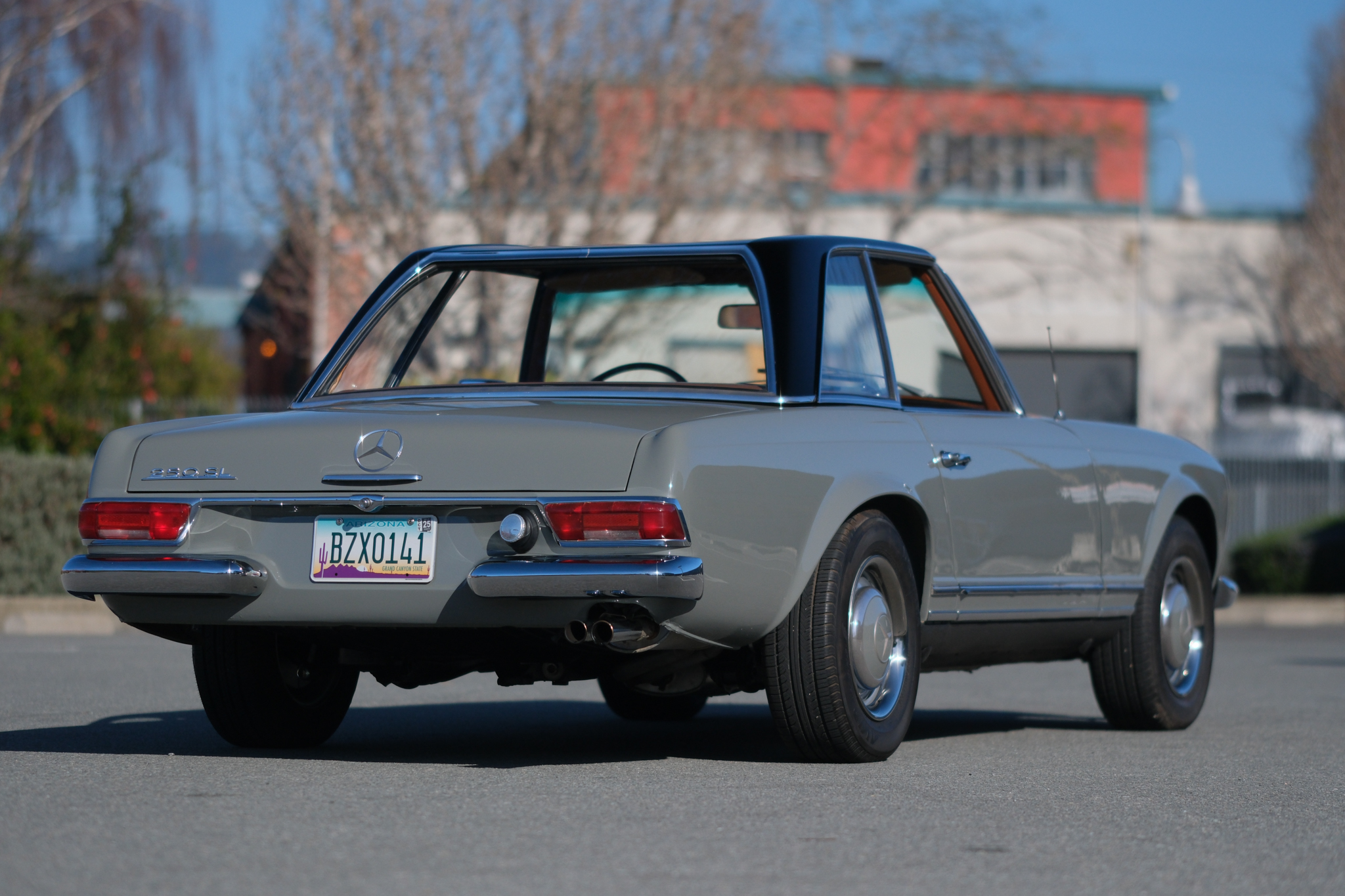1967 Mercedes-Benz 250SL - Exterior