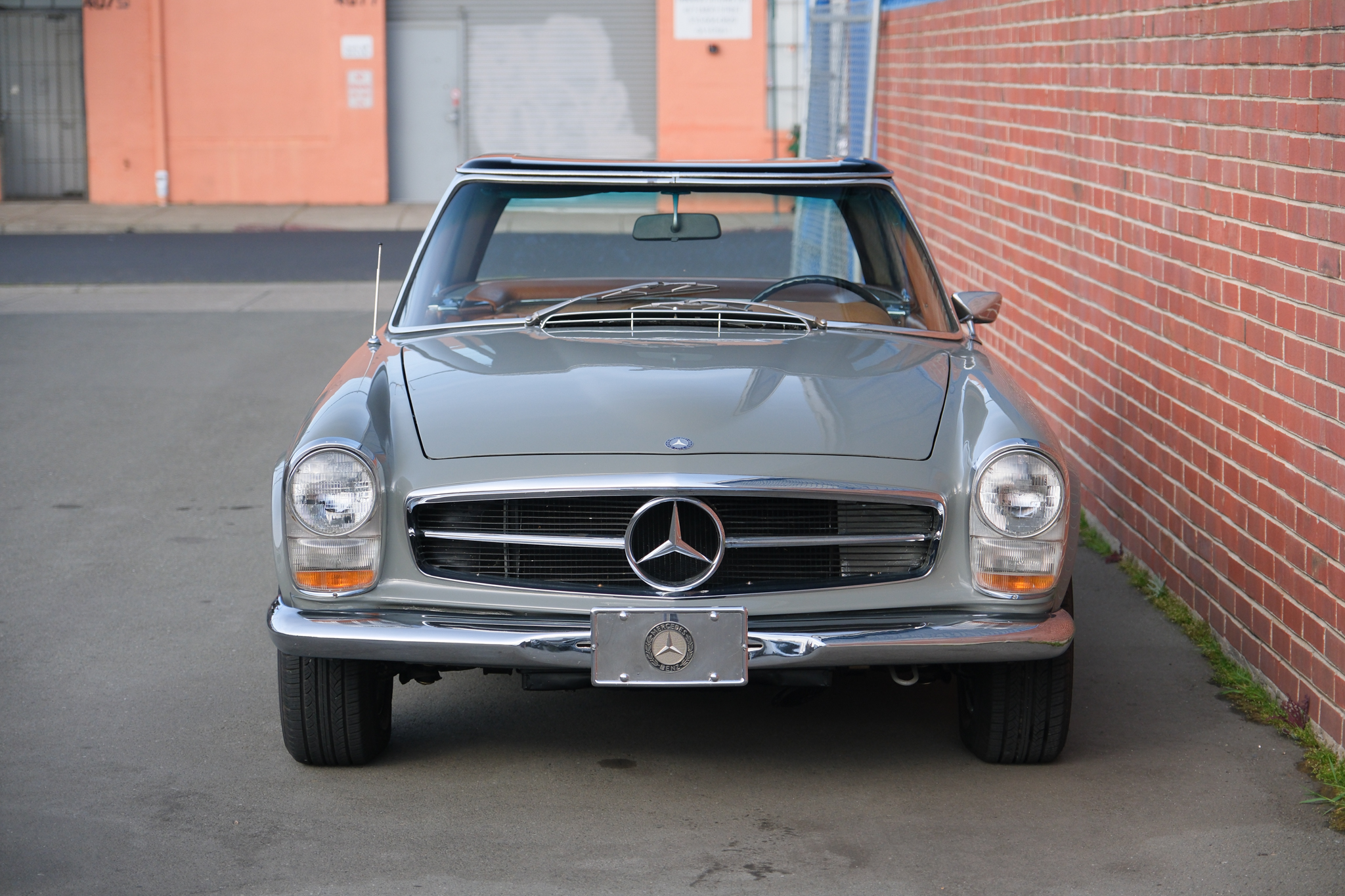 1967 Mercedes-Benz 250SL - Exterior