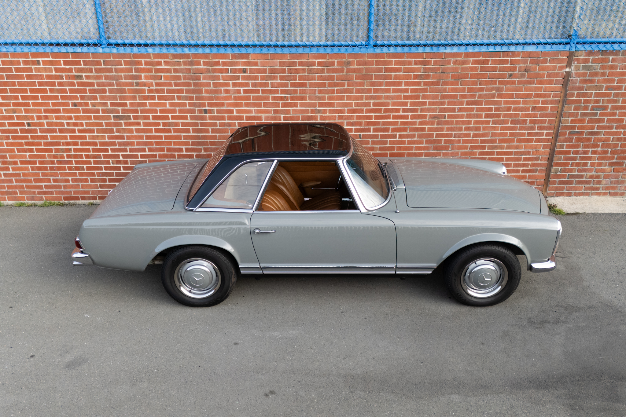 1967 Mercedes-Benz 250SL - Exterior
